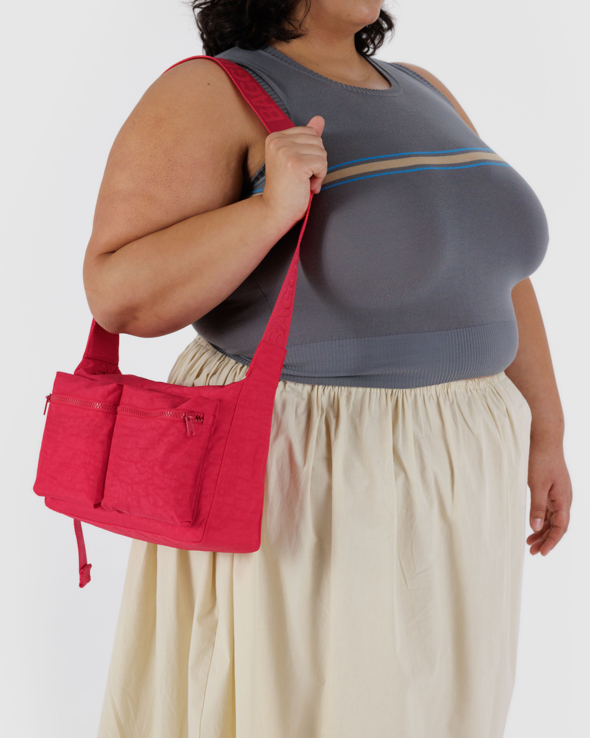 Medium Cargo Crossbody - Candy Apple | BAGGU