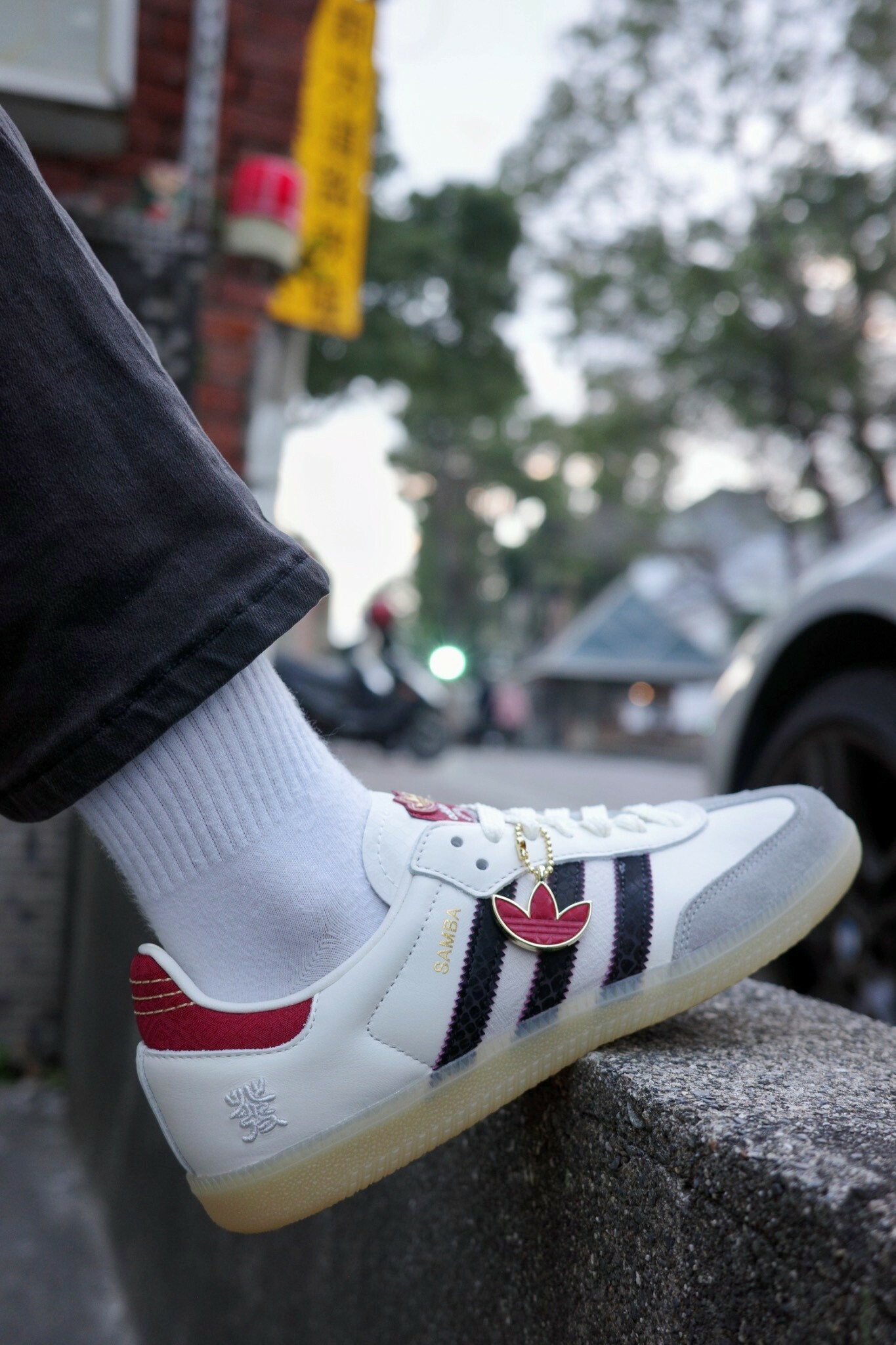 Adidas Originals Samba OG X CNY 蛇年限定 黑白紅 刺繡 蛇鱗紋 JQ5976