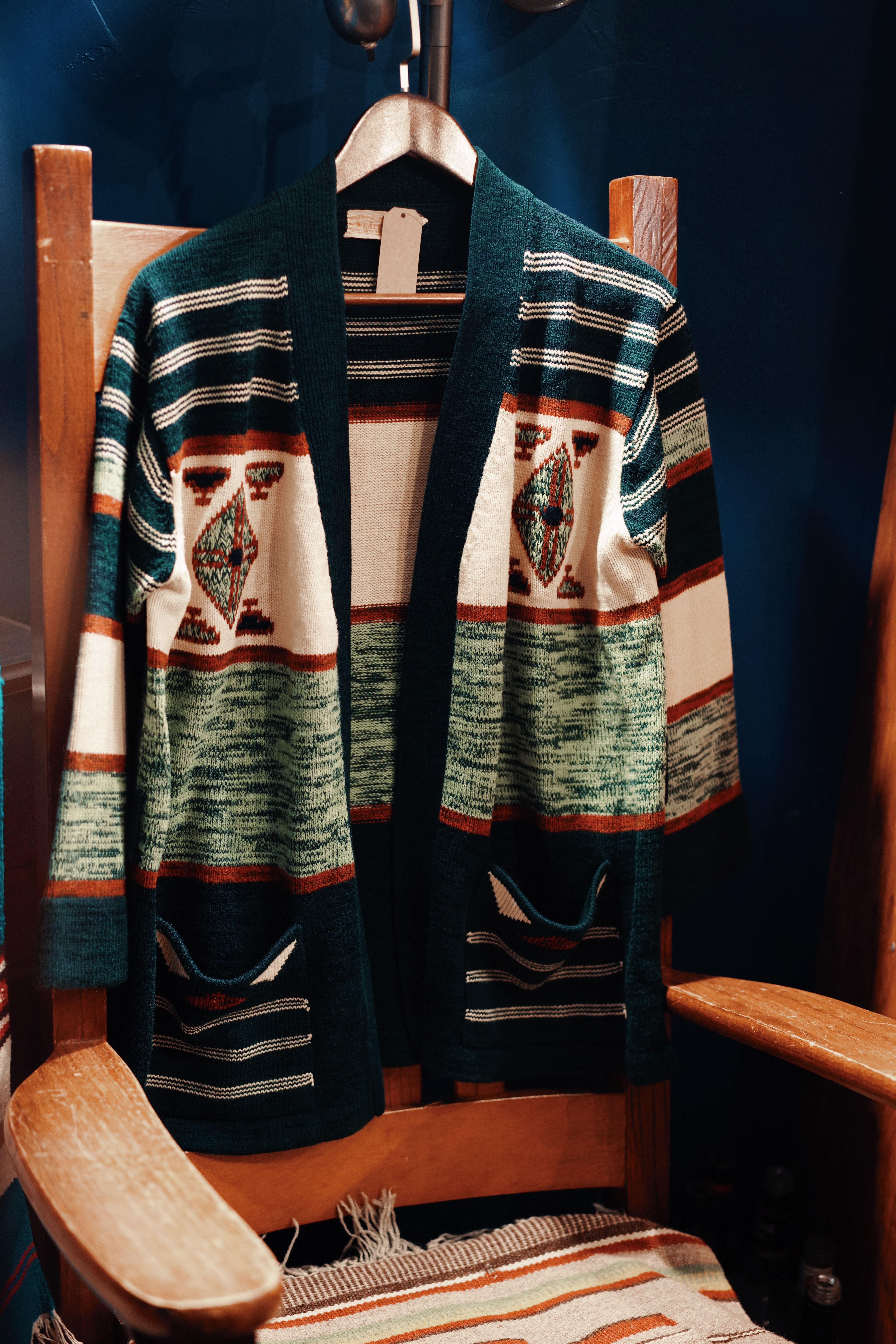 80s Vintage USA Knit Sweater / 美式滾邊橫條拼接圖騰針織外套