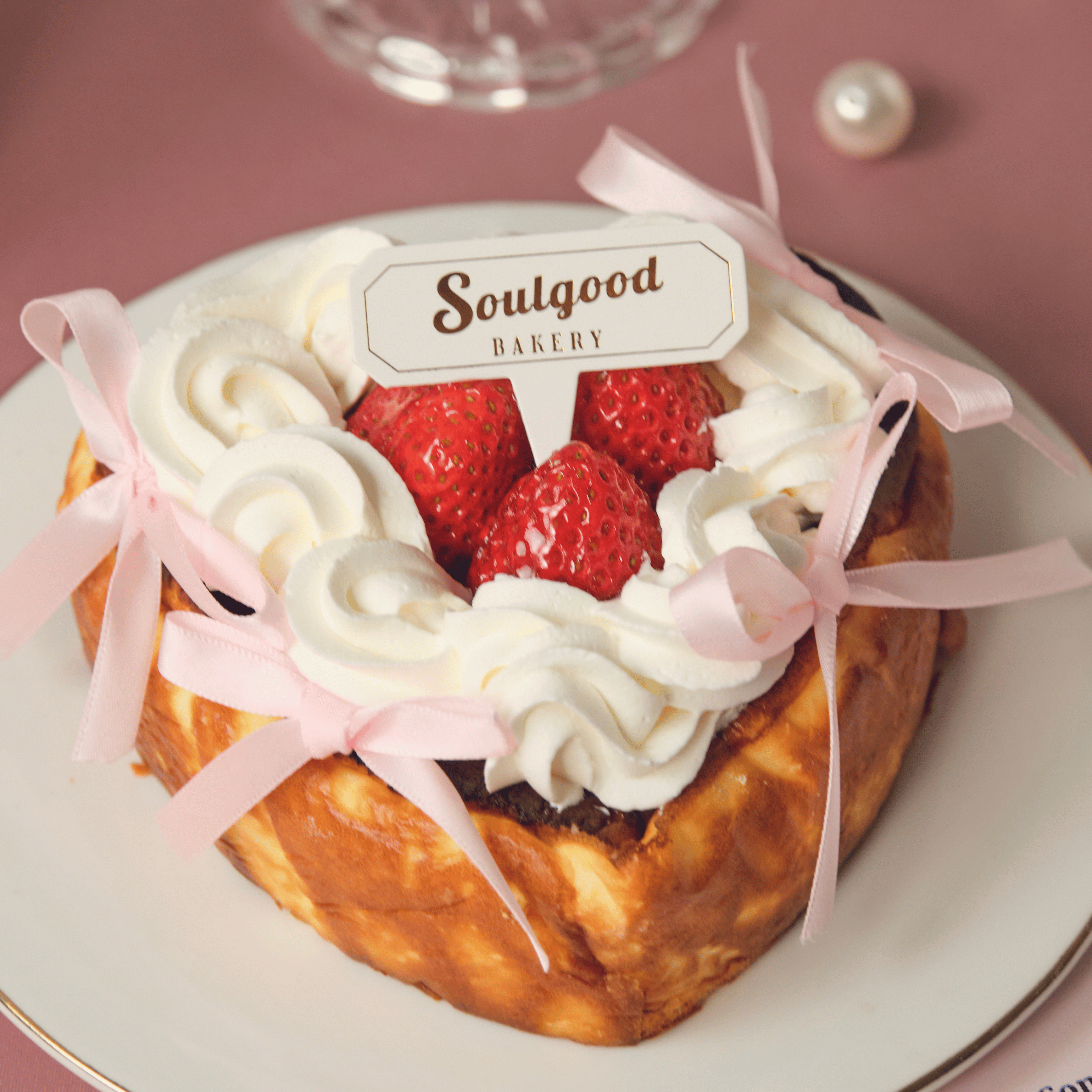 Sweet Strawberry Heart Basque Burnt Cheesecake