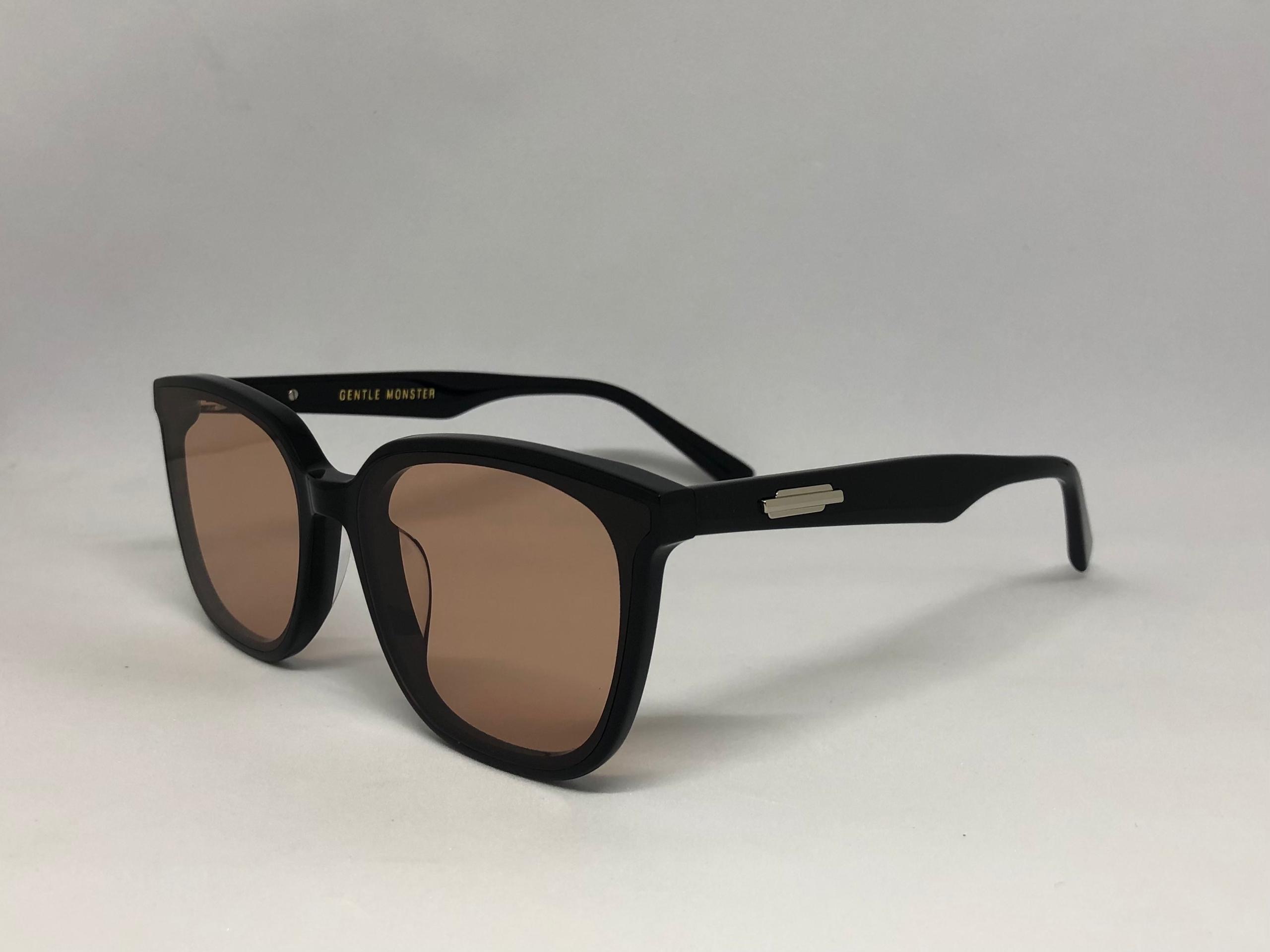 Gentle Monter Lilit Brown