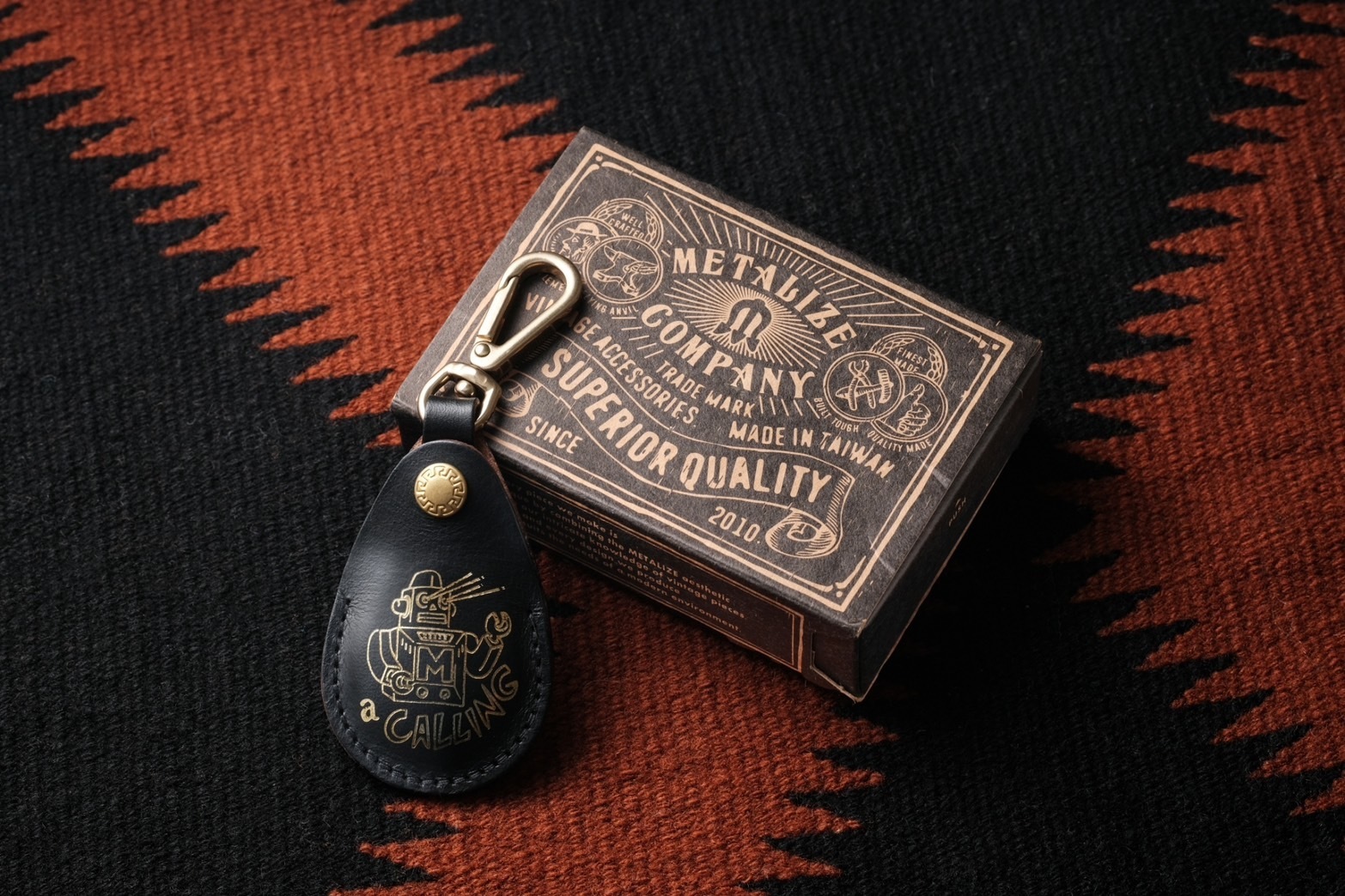 【METALIZE】機器人感應扣&Air Tag 皮套鑰匙圈