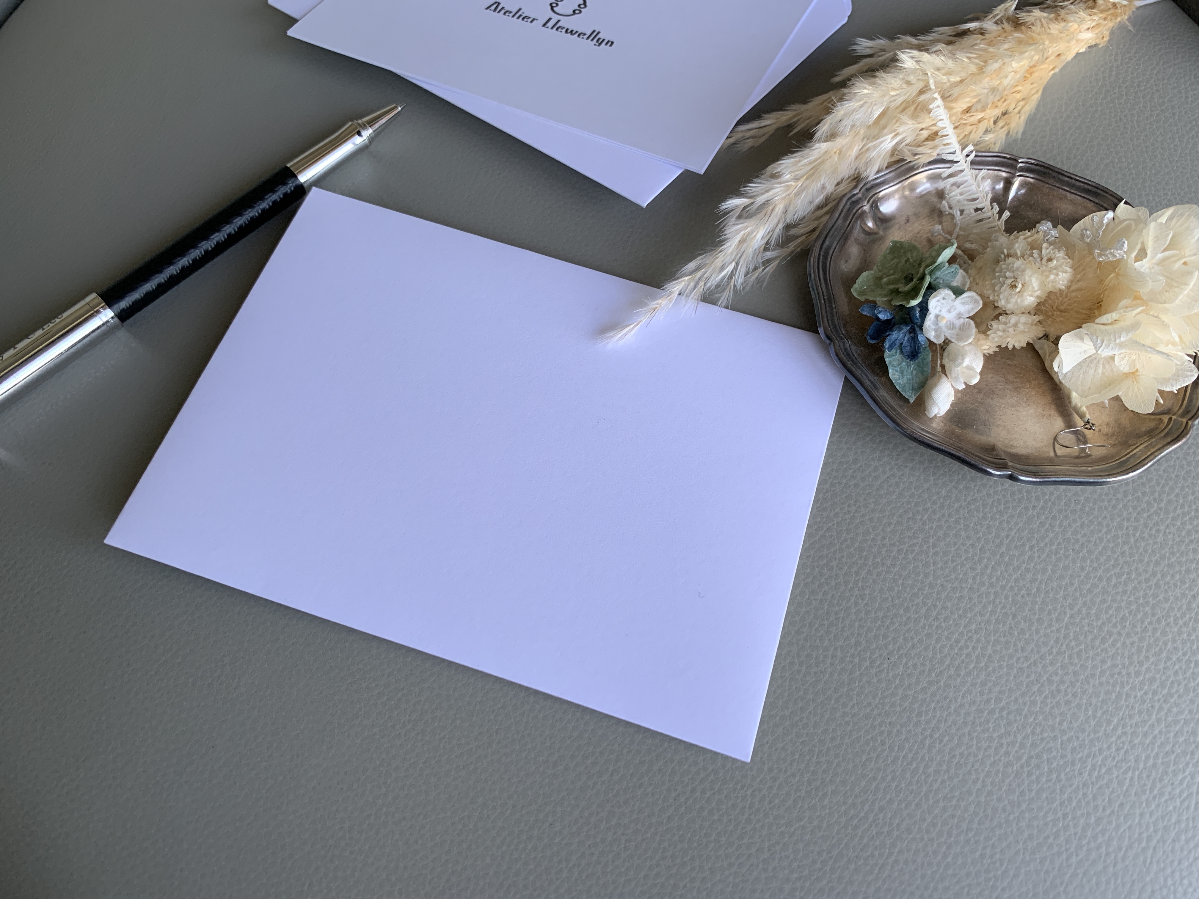 Atelier Llewellyn 品牌專屬卡片信封套組