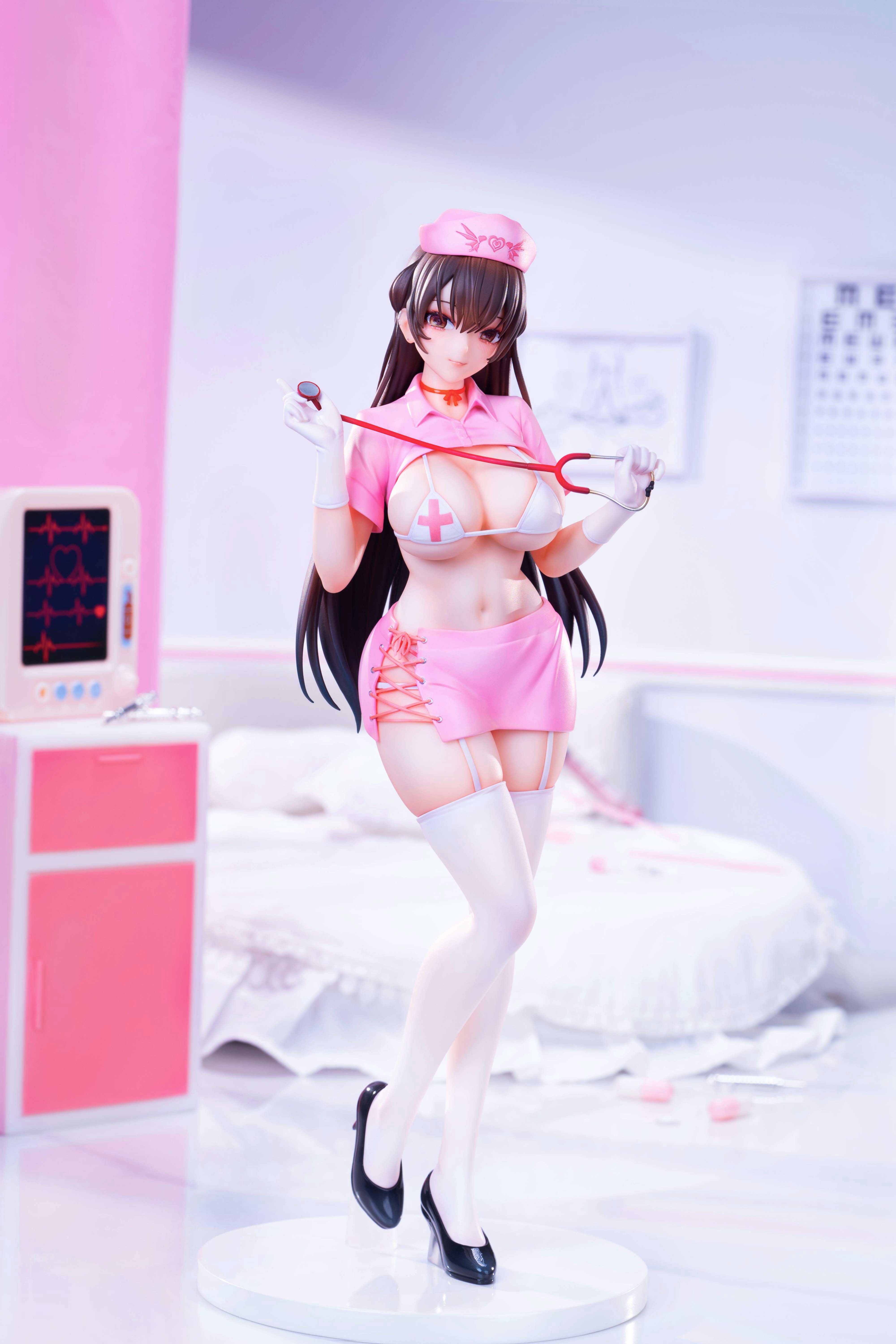 MOMOROSER KONATA NURSE VER. 1/6 SCALE FIGURE