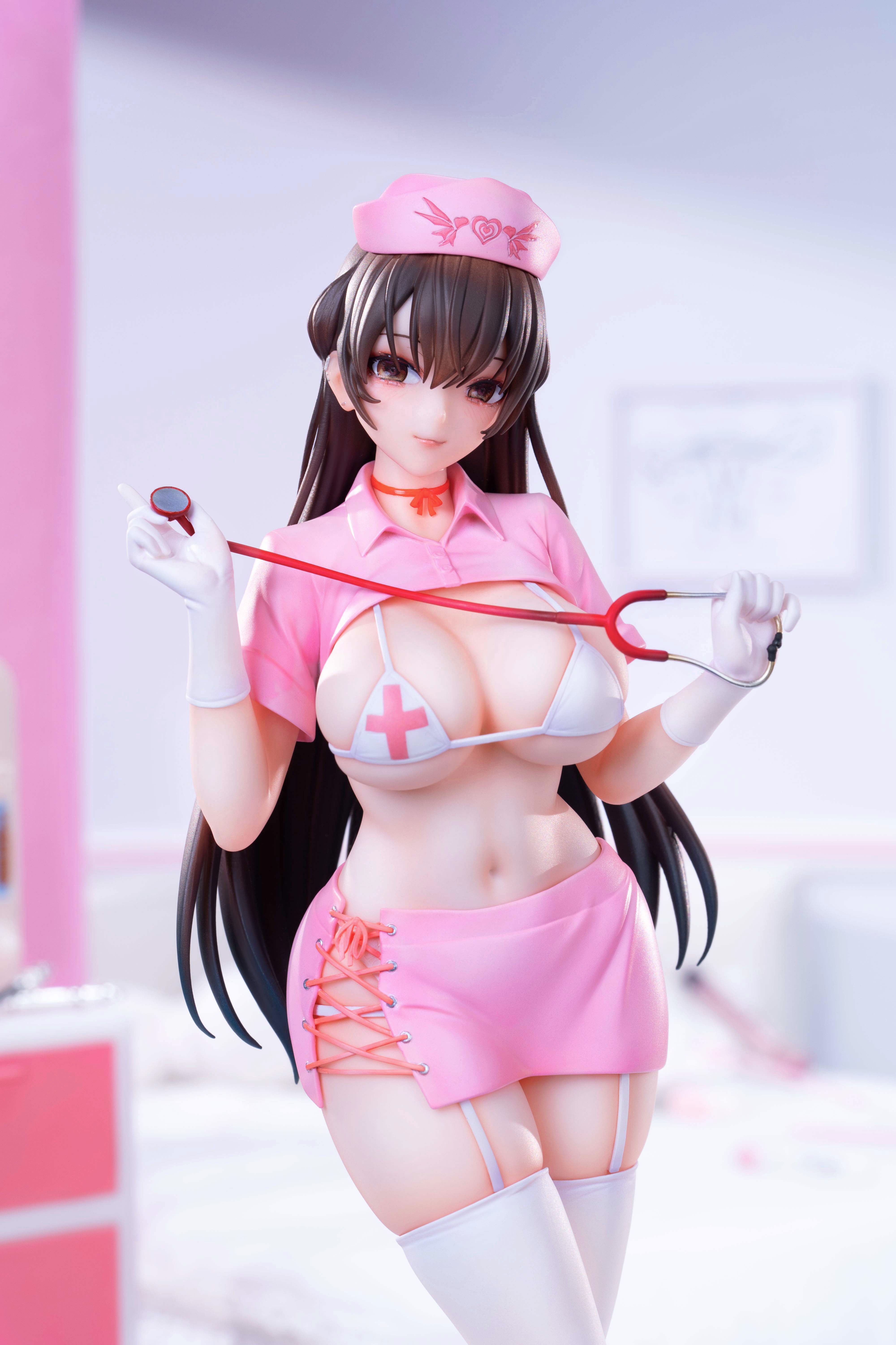 MOMOROSER KONATA NURSE VER. 1/6 SCALE FIGURE