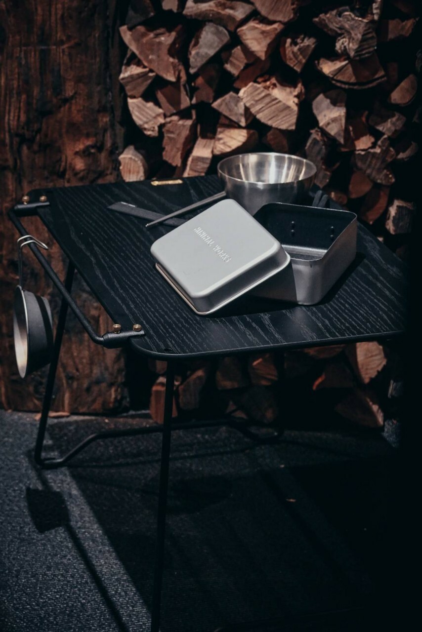 日月鉄工所｜侘寂主桌