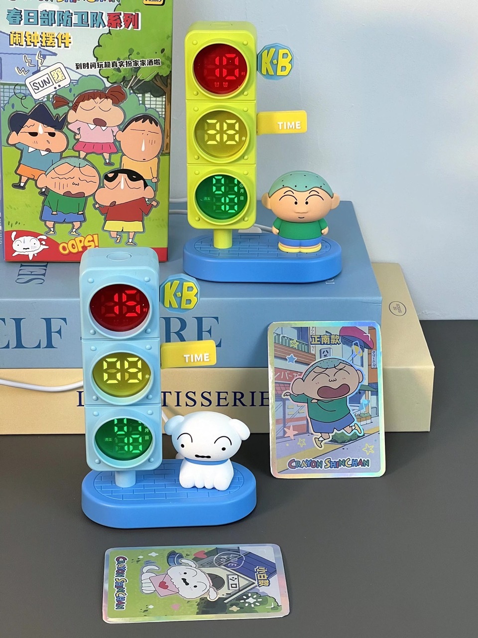 蠟筆小新 野原新之助 春日部防衛隊 紅綠燈系列 鬧鐘 盲盒 擺設 風間 妮妮 小白 正男 阿呆 / 預購