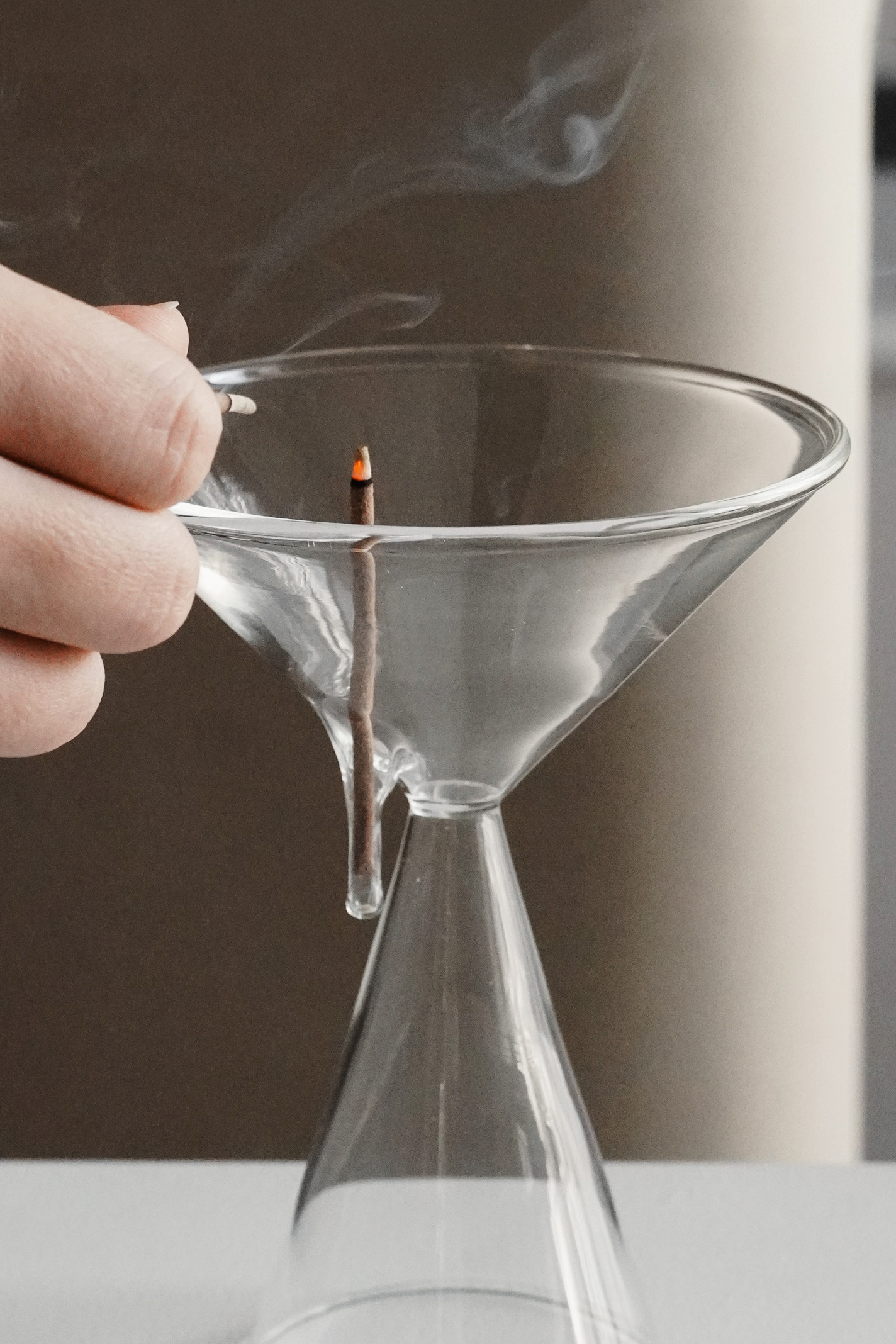 玻璃沙漏線香座