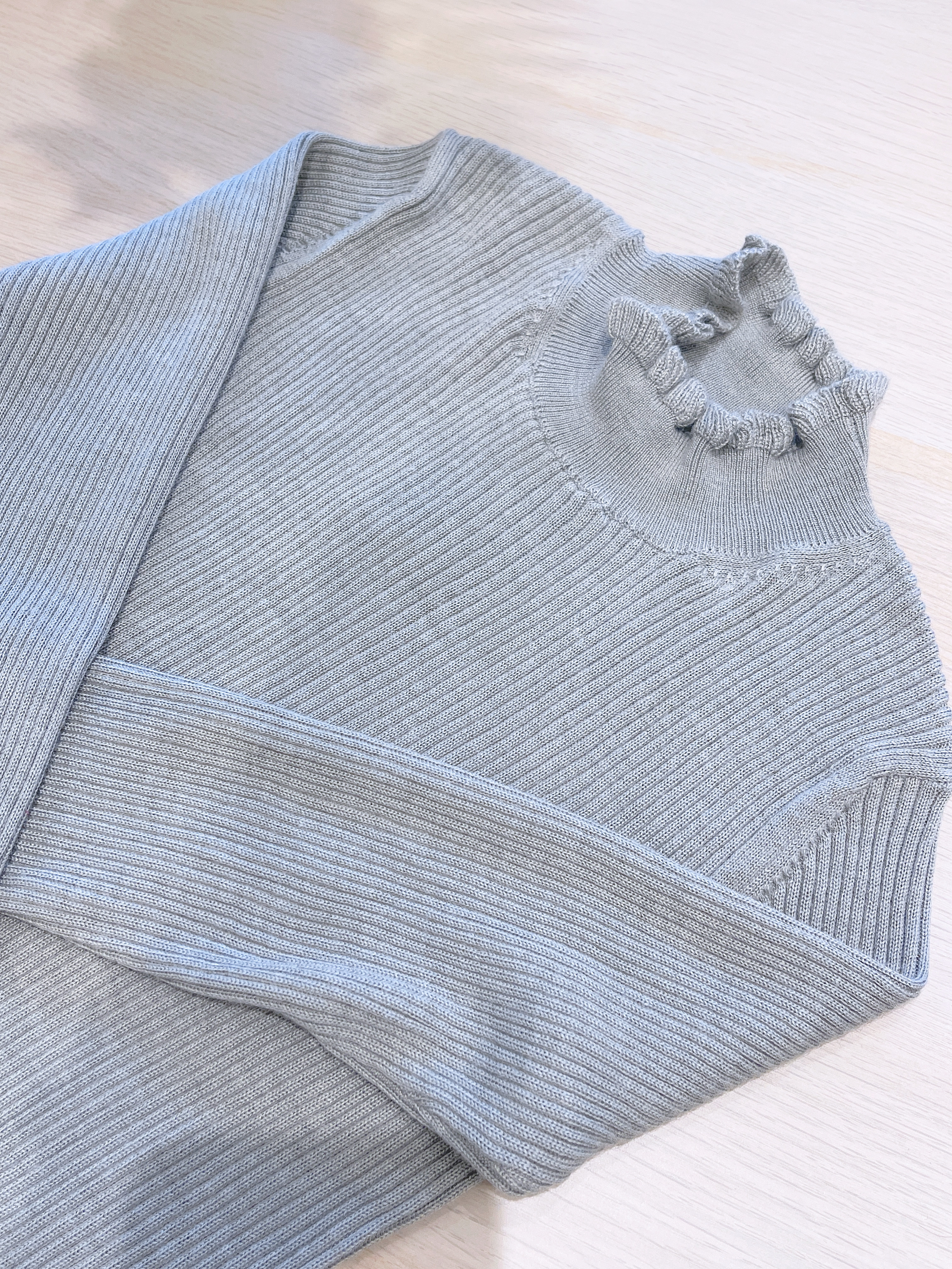 荷葉領直紋上衣