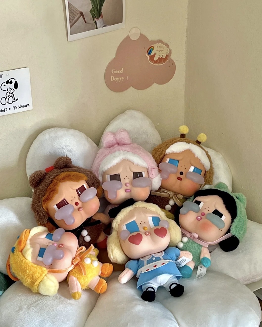 POP MART 泡泡瑪特 CRYBABY 眼淚工廠系列 搪膠臉毛絨 盲盒 單盒 一中盒