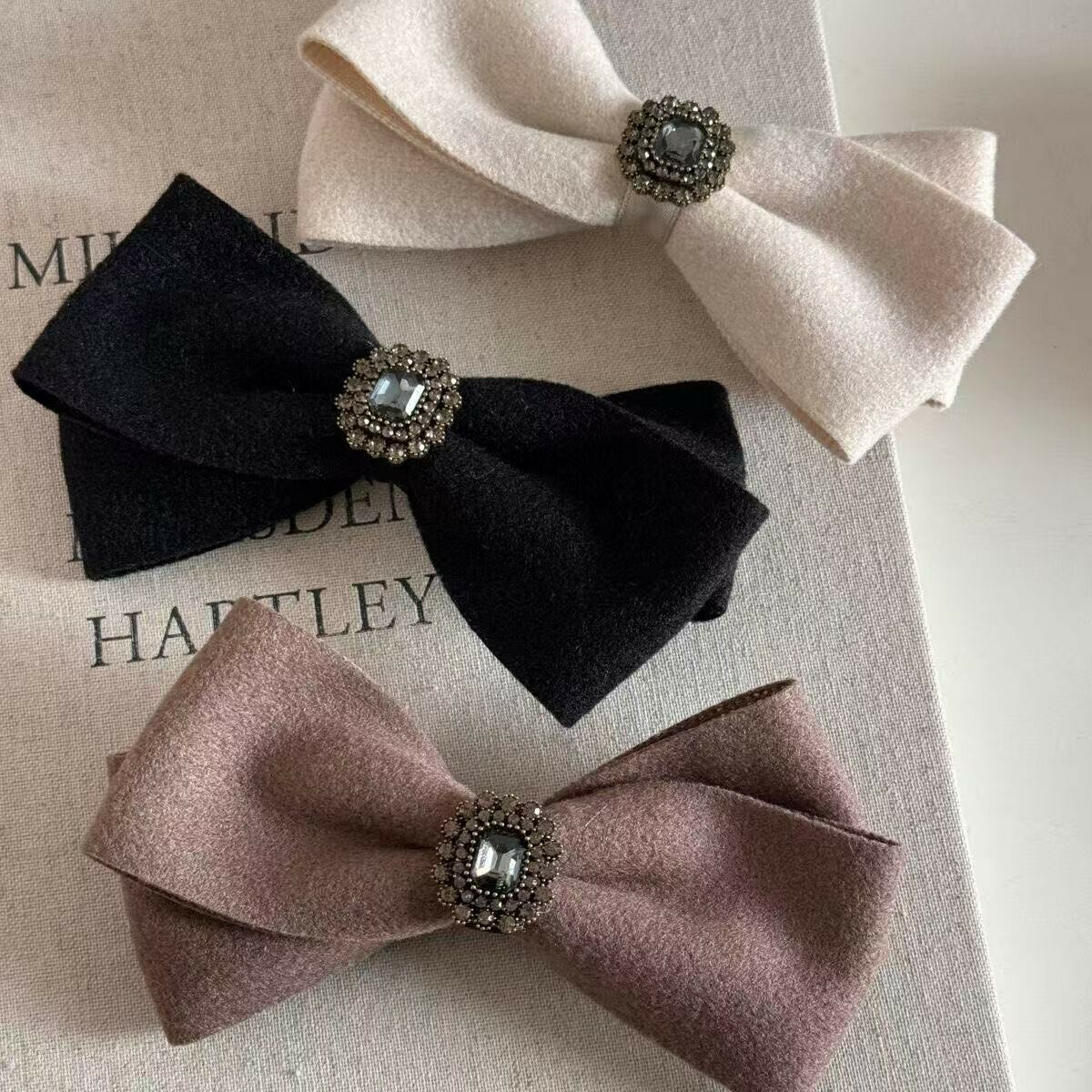 磨毛方鑽蝴蝶結