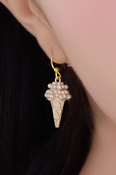 甜心甜筒。針式耳環