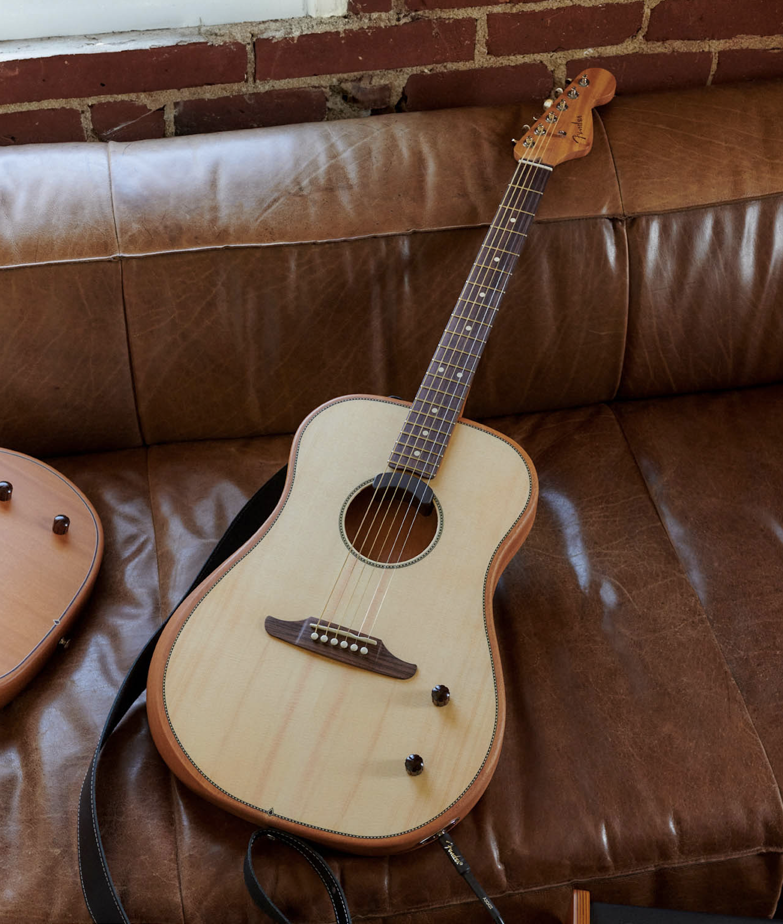 Fender Highway Series Dreadnought 桃花心木全腔心琴身 電木吉他 Fishman Fluence Acoustic拾音器系統 附Fender原廠琴袋