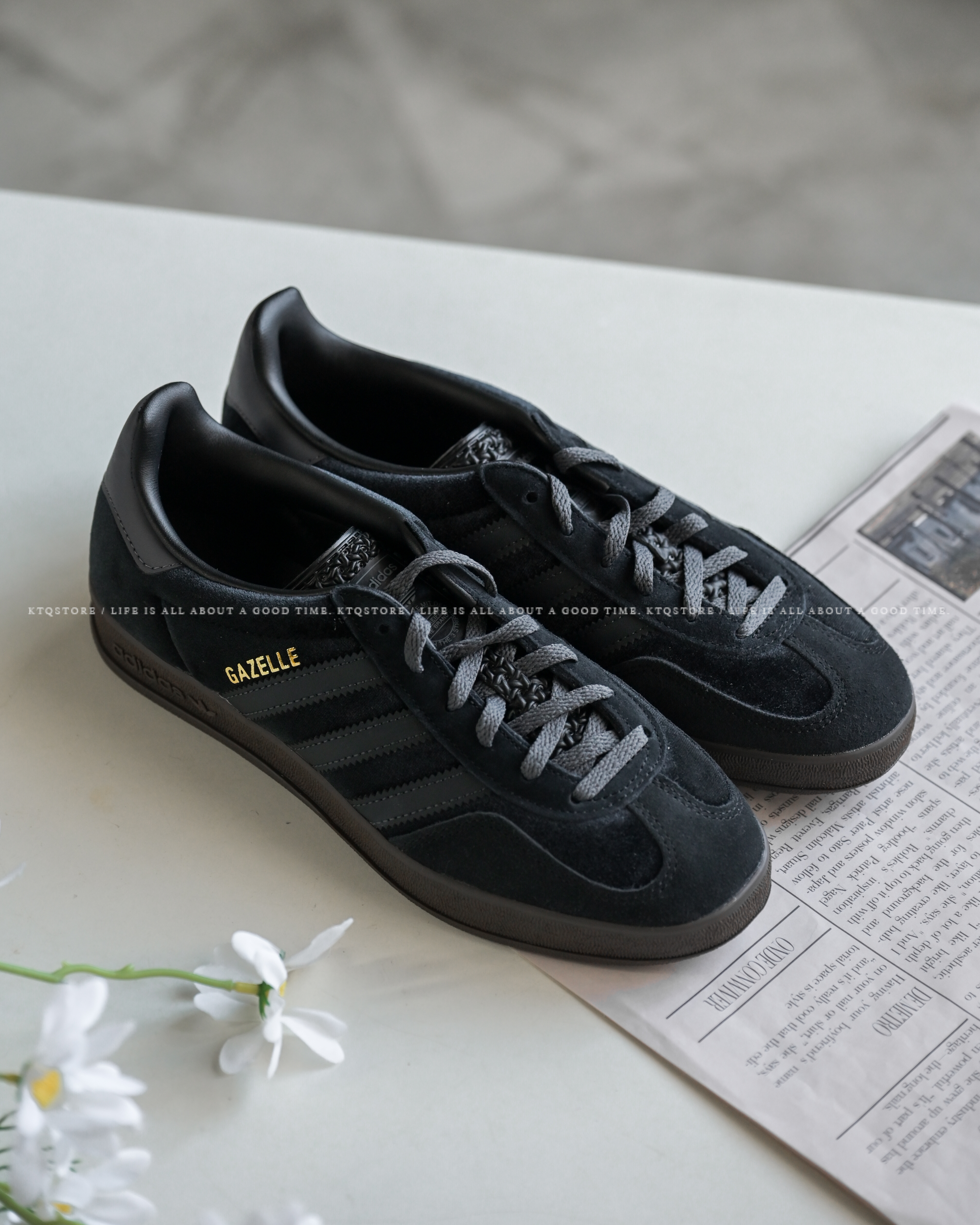 KTQ STORE ‧ ADIDAS GAZELLE INDOOR 炭黑 灰黑 深灰 焦糖底 天鵝絨 女鞋 JI2712
