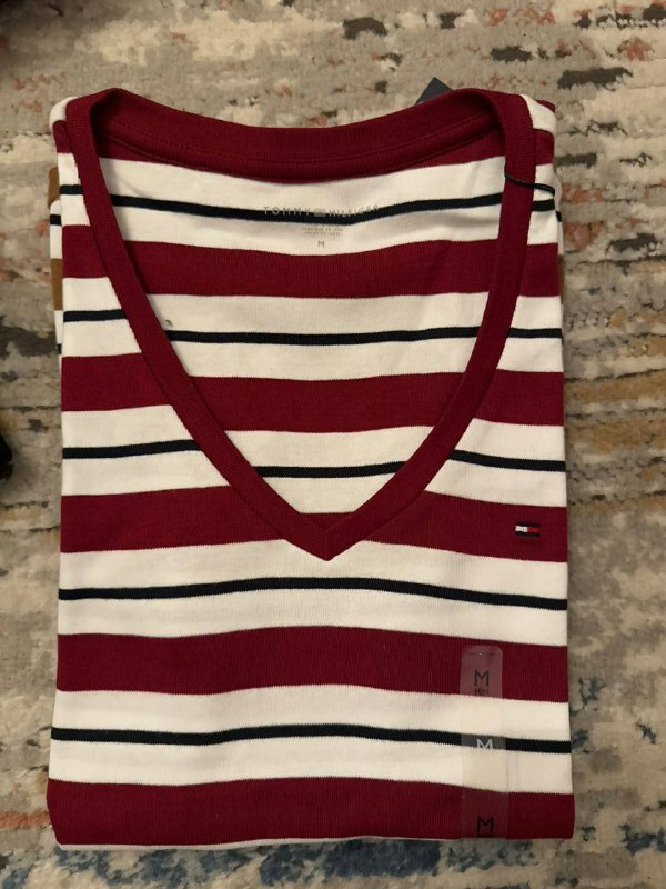 [S] TOMMY HILFIGER LADIES STRIPE V-NECK FAVORITE T-SHIRT,ROUGE MULTI, 76J5263-601 [FINAL SALE] (STH982)