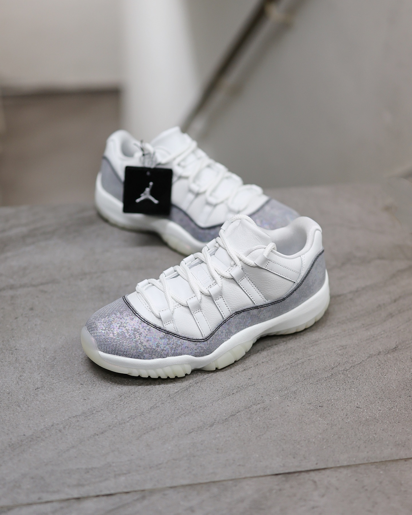 Nike Air Jordan 11 Low Year of the Snake蛇年限定 HQ7000-001