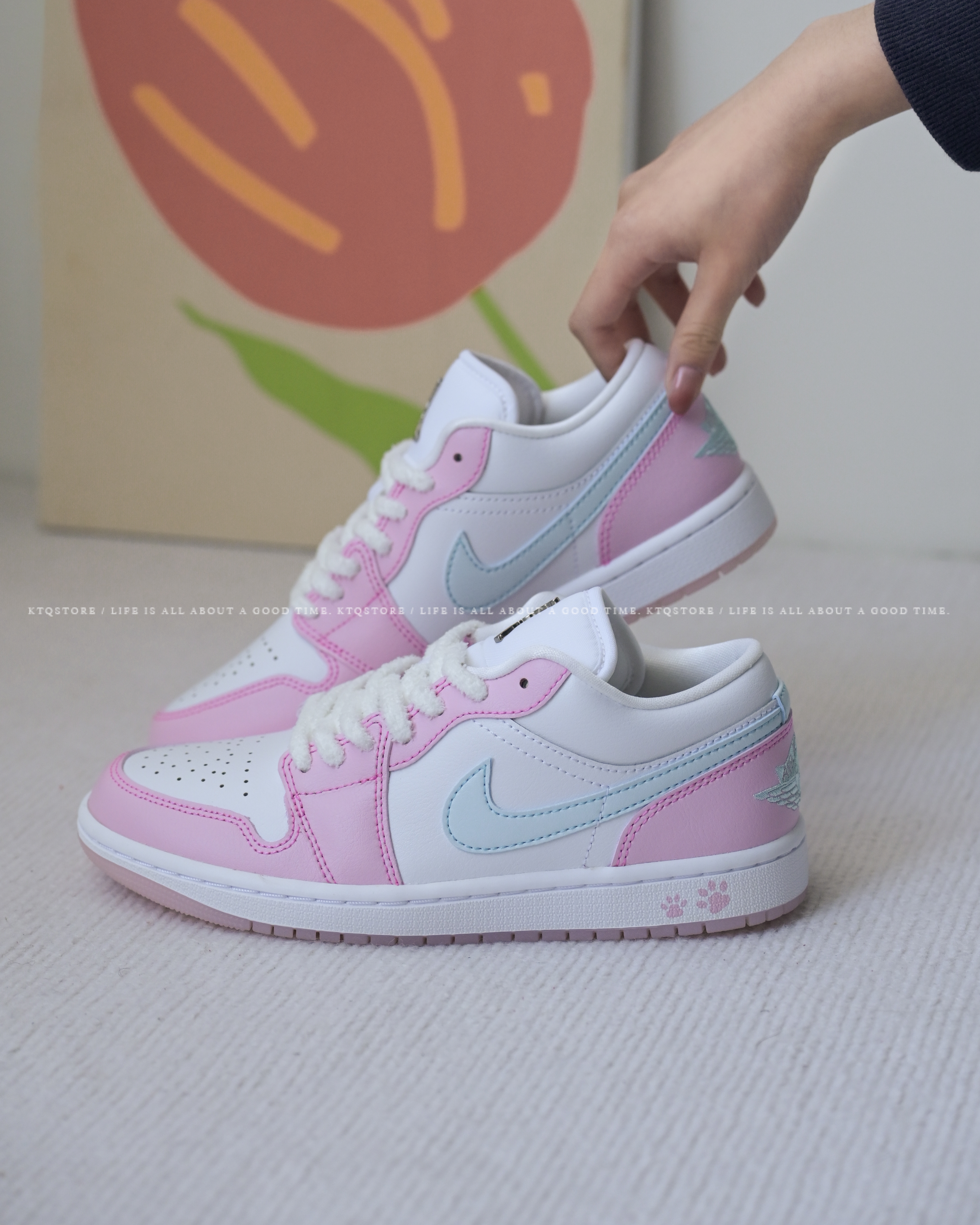 KTQ STORE ‧ Air Jordan 1 Low "Paw Print" 粉藍小狗腳印 HM3706-141