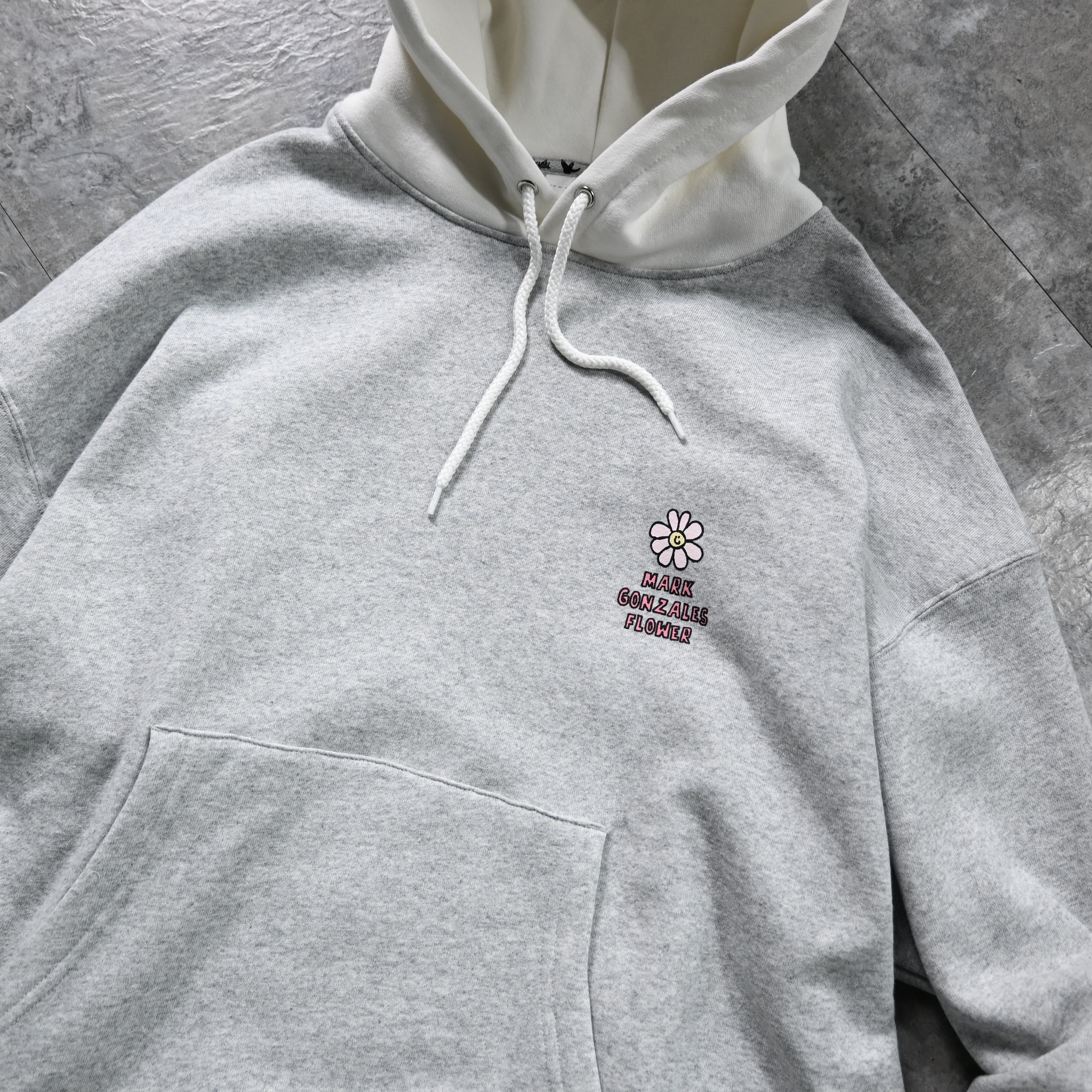 What it isNt) ART BY MARK GONZALES Flower-Color-Patter