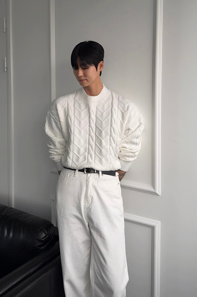 羊毛麻花圓領針織衫