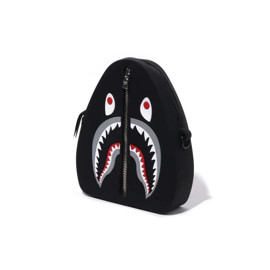2025SS BAPE APE SHARK SILICON SHOULDER BAG 鯊魚 側背包 現貨 1L30190001