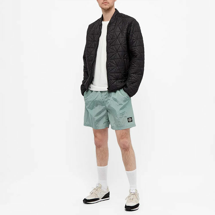 【代購】STONE ISLAND Compass-motif Track Shorts