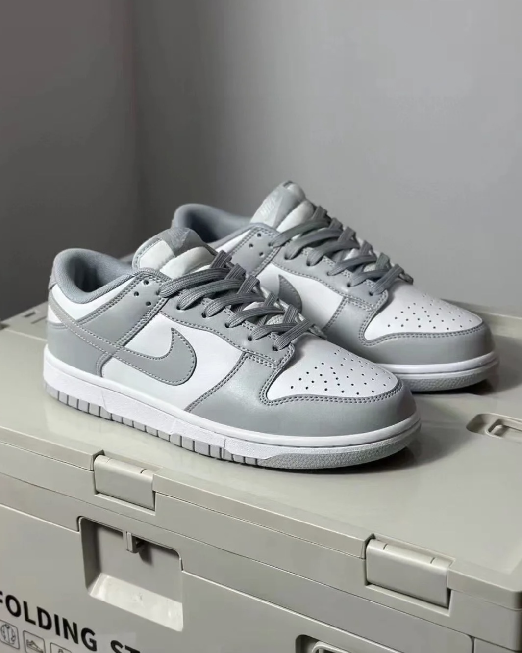 【預訂】NIKE DUNK LOW "SMOKE GREY"煙霧灰白 "2025新款"-MEN
