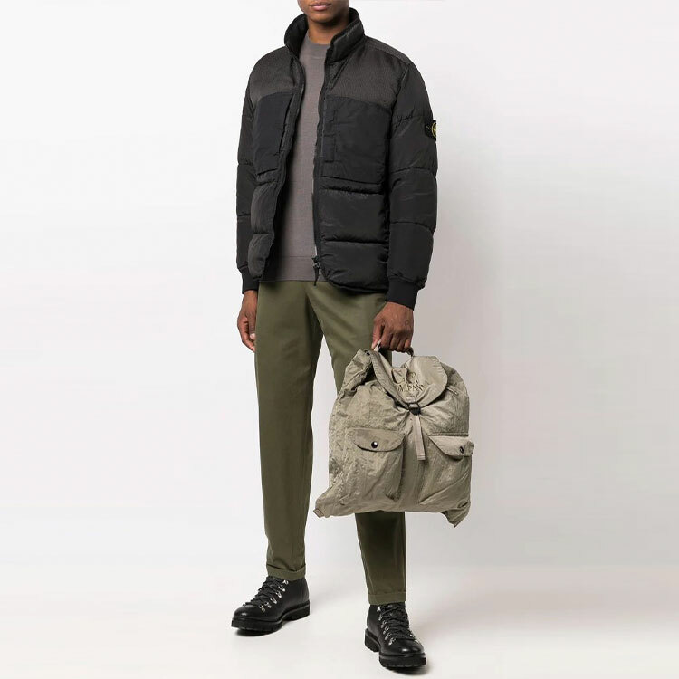 【代購】STONE ISLAND Winter Down Jacket Men's Black