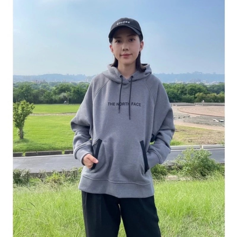 【現貨】The North Face Graphic Collection 女款帽T 歐美款 灰色