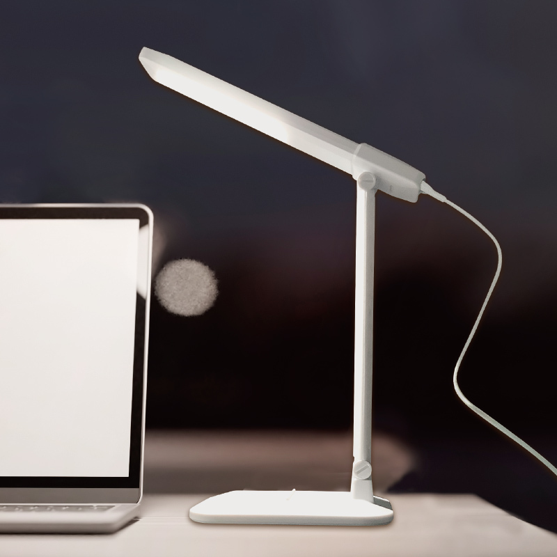 USB、電池式可拆式桌燈