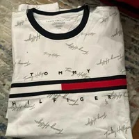 [S] TOMMY HILFIGER SIGNATURE FLAG STRIPE LOGO MEN'S T-SHIRT,WHITE, 78JA523-110 (STH1006)
