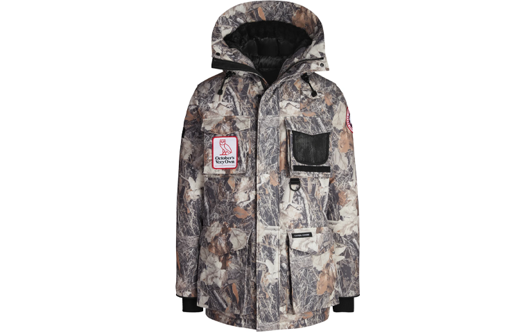 【代購】Canada Goose Down Jacket Unisex Maple Leaf Camouflage