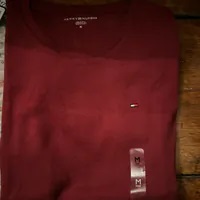 [S] TOMMY HILFIGER LADIES CREW NECK TEE,MAROON, 76J4883-601 (STH1038)