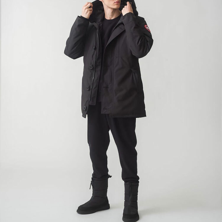 【代購】Canada Goose Down Jacket Men's Black