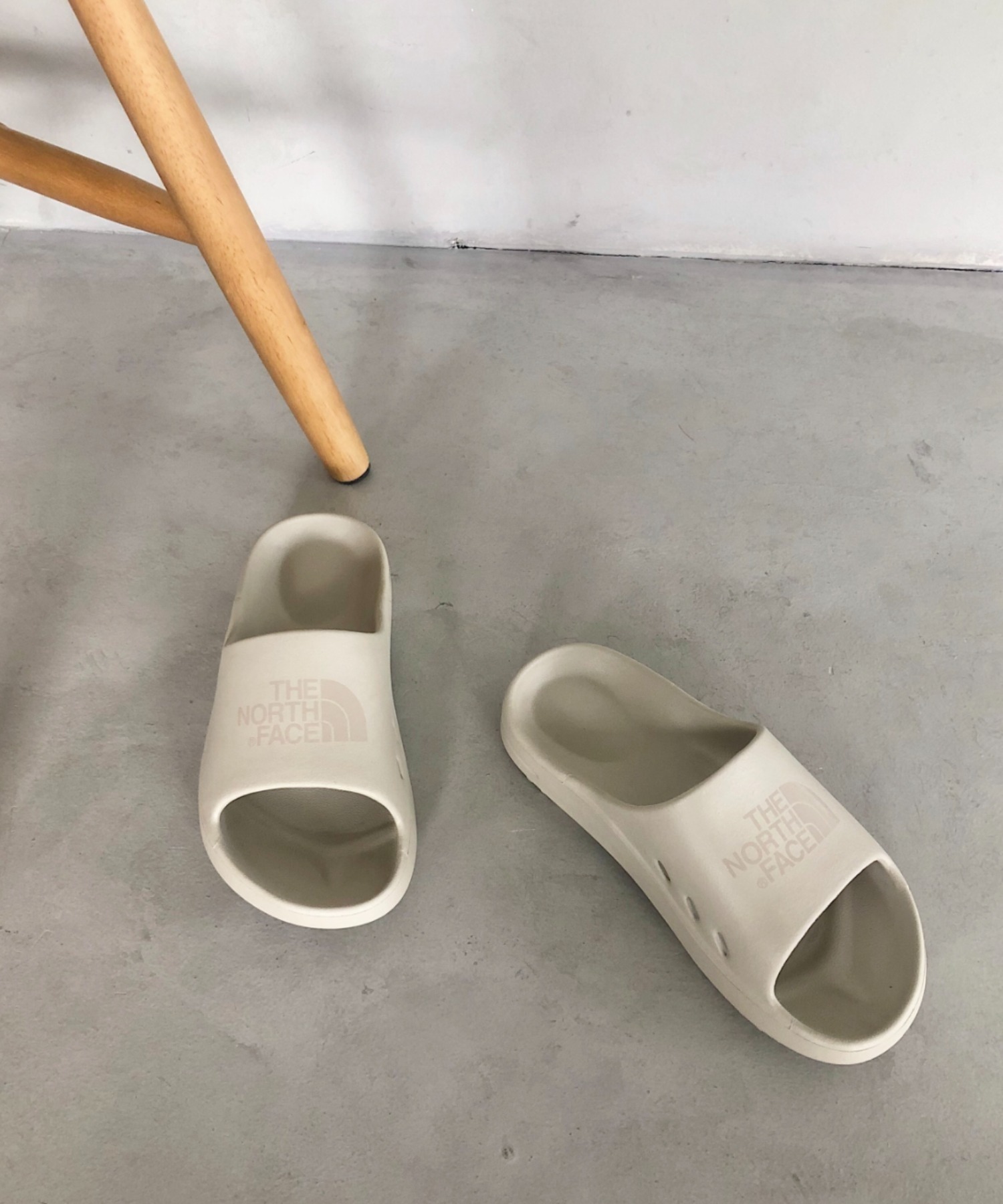 【現貨】韓國北臉 THE NORTH FACE 北臉 白標 防水拖鞋  奶茶色  RECOVERY