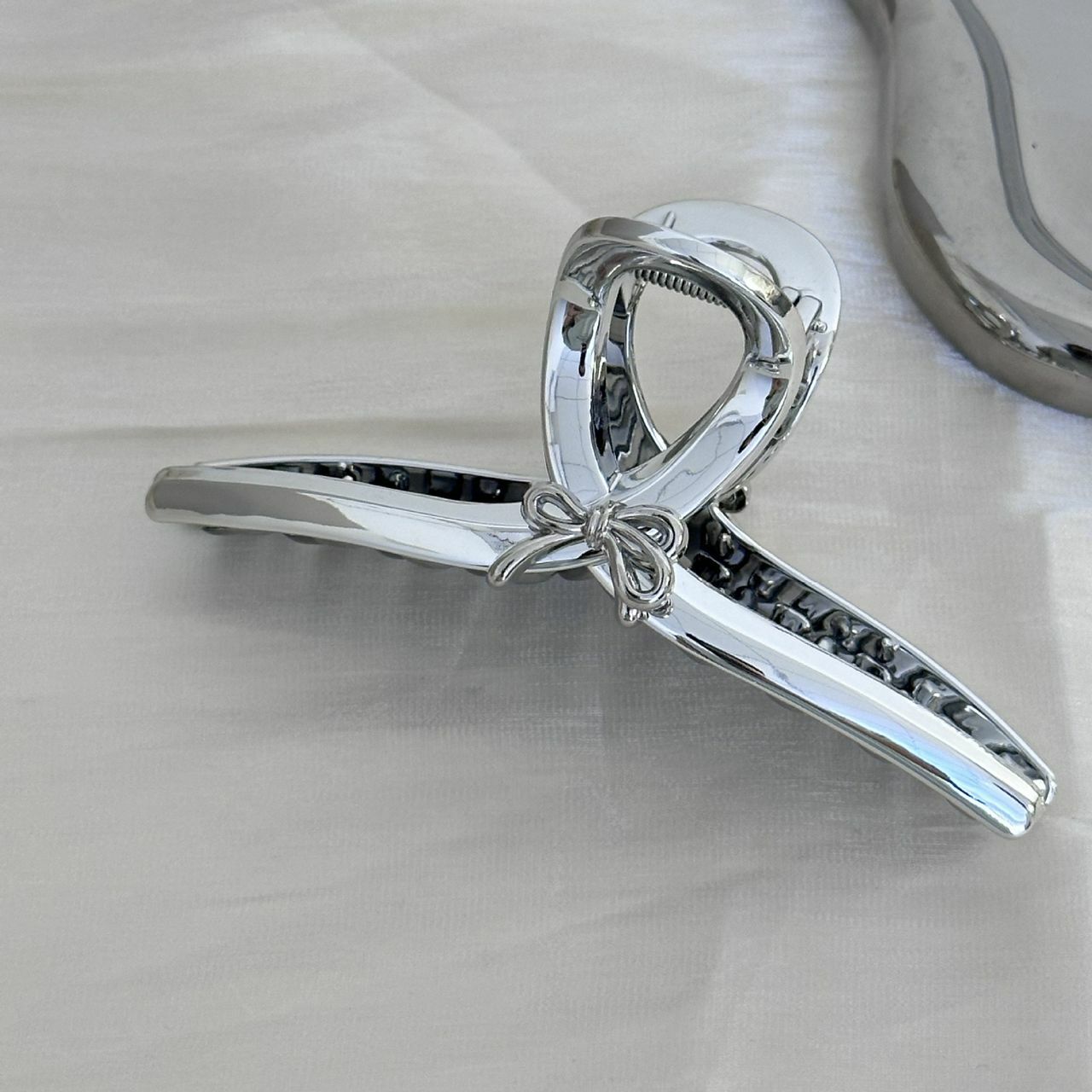 [2 FOR RM10] Silver Style Ribbon Hair Claw