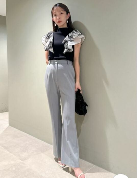 [預購] SNIDEL 美腿彈性褲