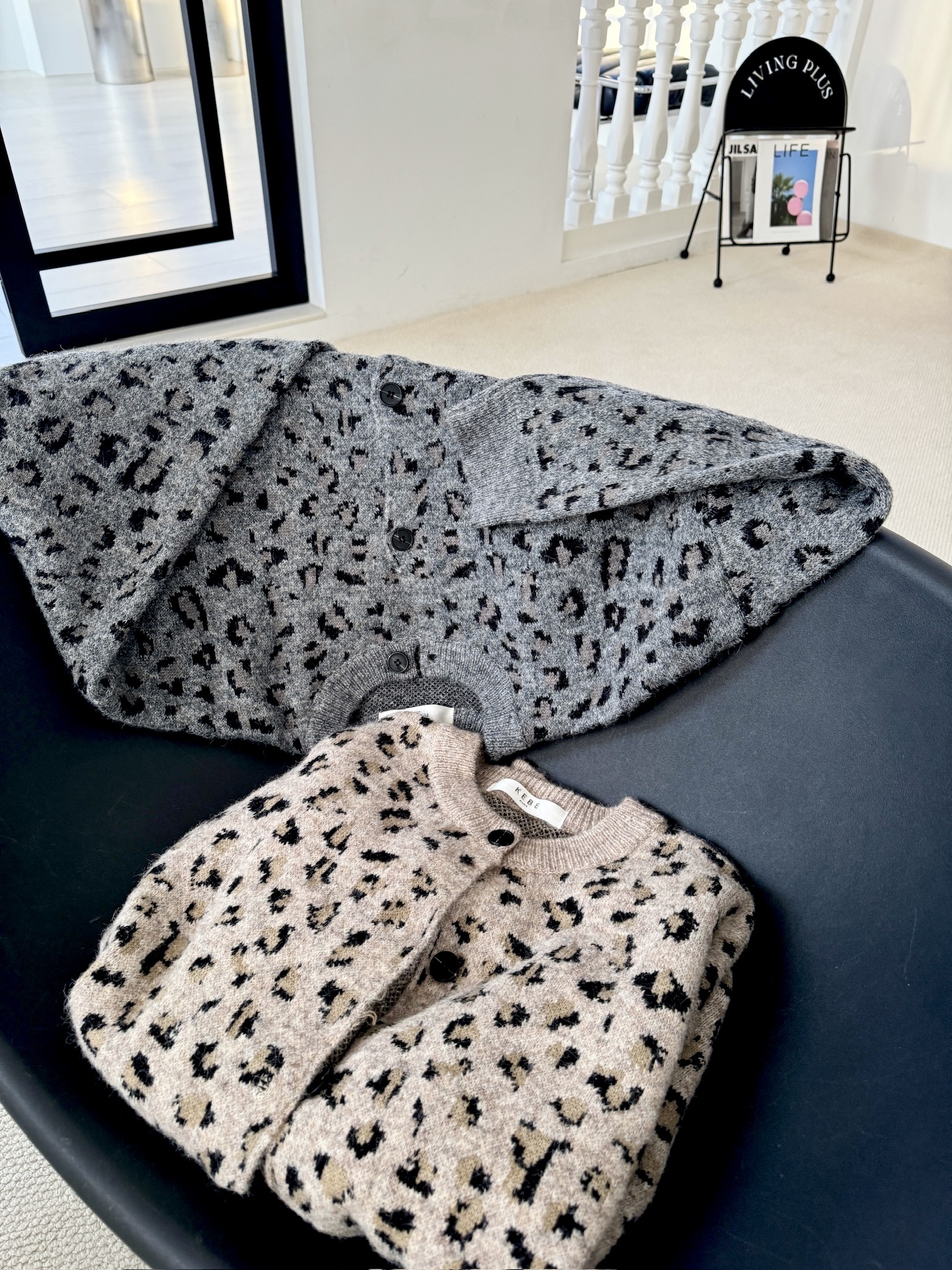 復古新絕配慵懶豹紋毛衣外套