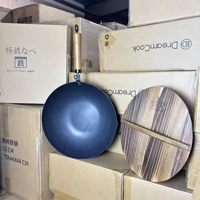 日本gioia滲氮工藝極鐵鍋32cm 連蓋