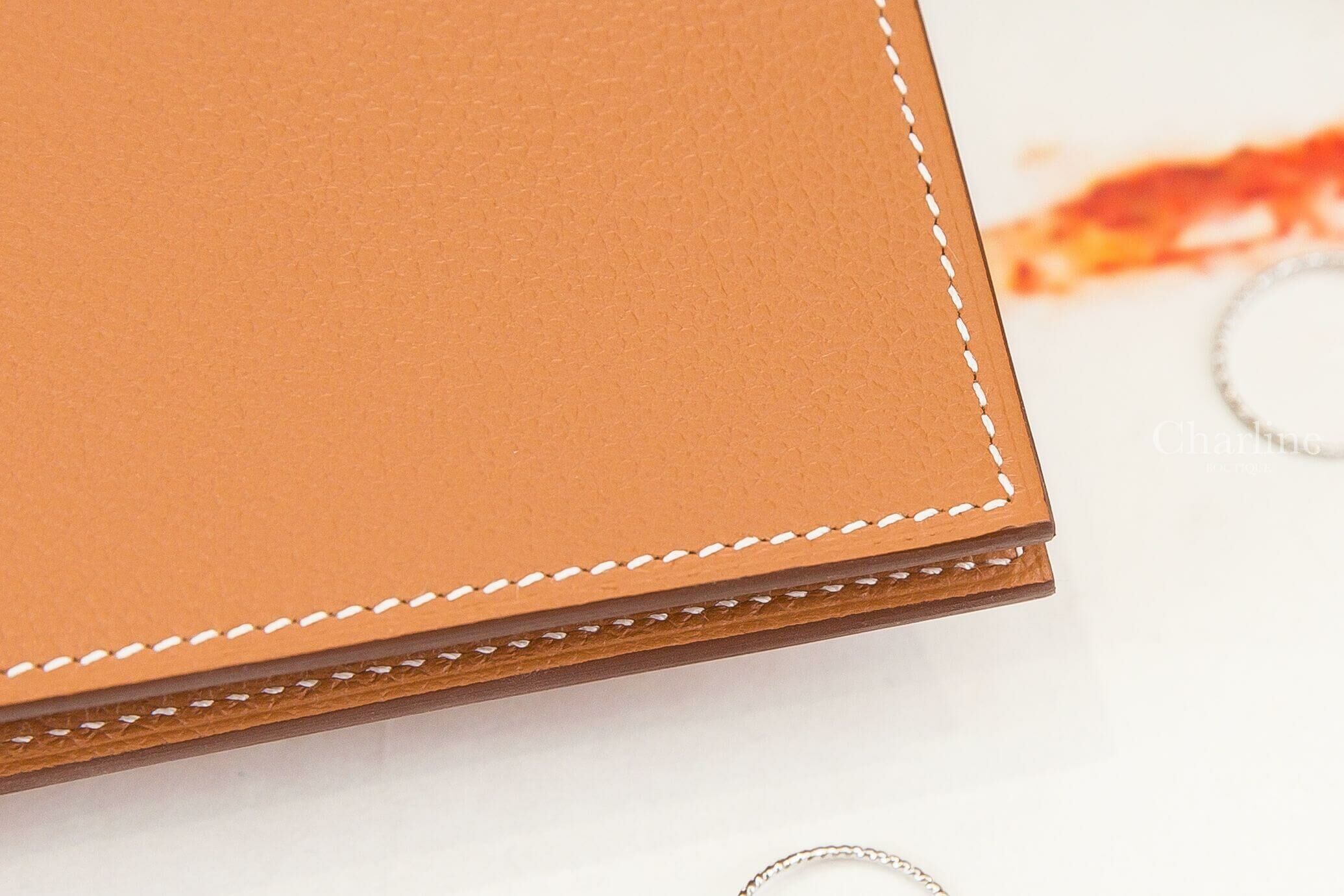 Hermès Citizen Twill Compact Card Holder 焦糖色絲巾短夾