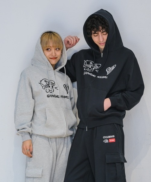 kaoyorinakami / ☻<❤︎zip hoodie