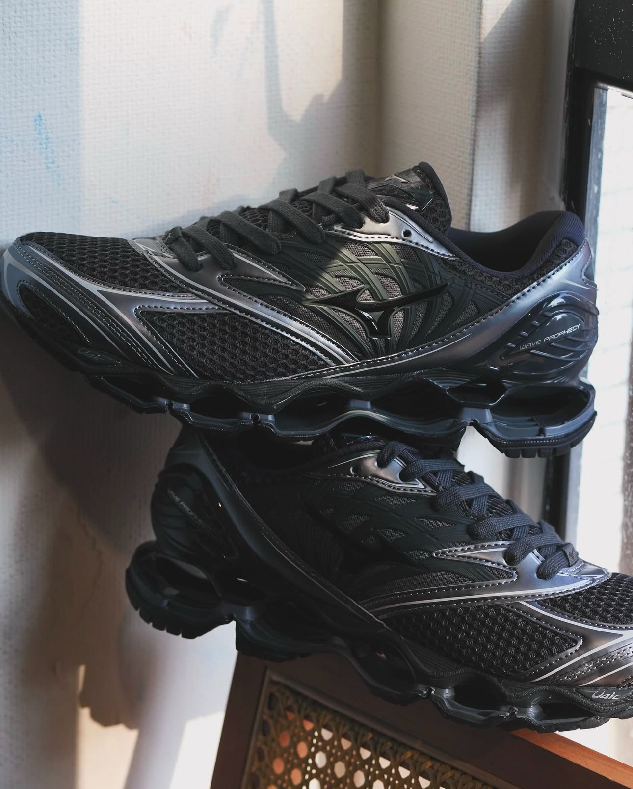 現貨| MIZUNO Wave Prophecy LS Black/Grey/Metallic D1GA251103