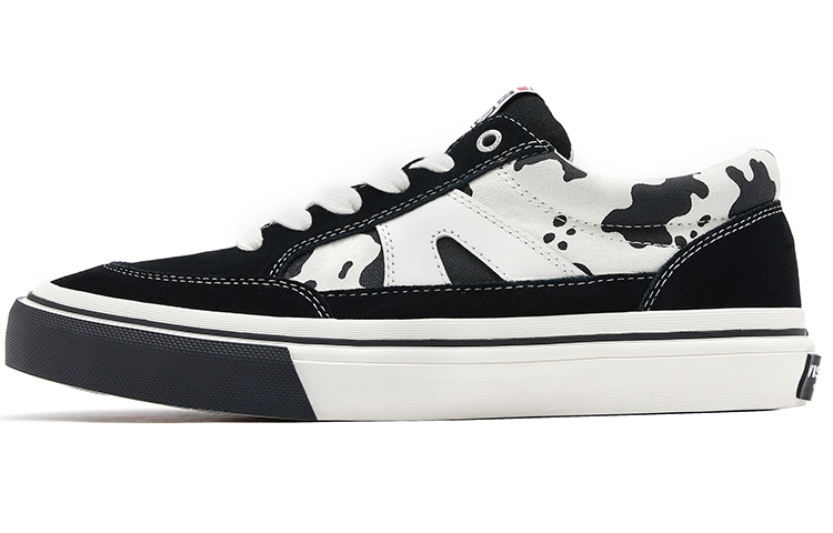 【代購】Vision Street Wear Stick Low-Top Skateboard Shoes Unisex Black White Cow Pattern