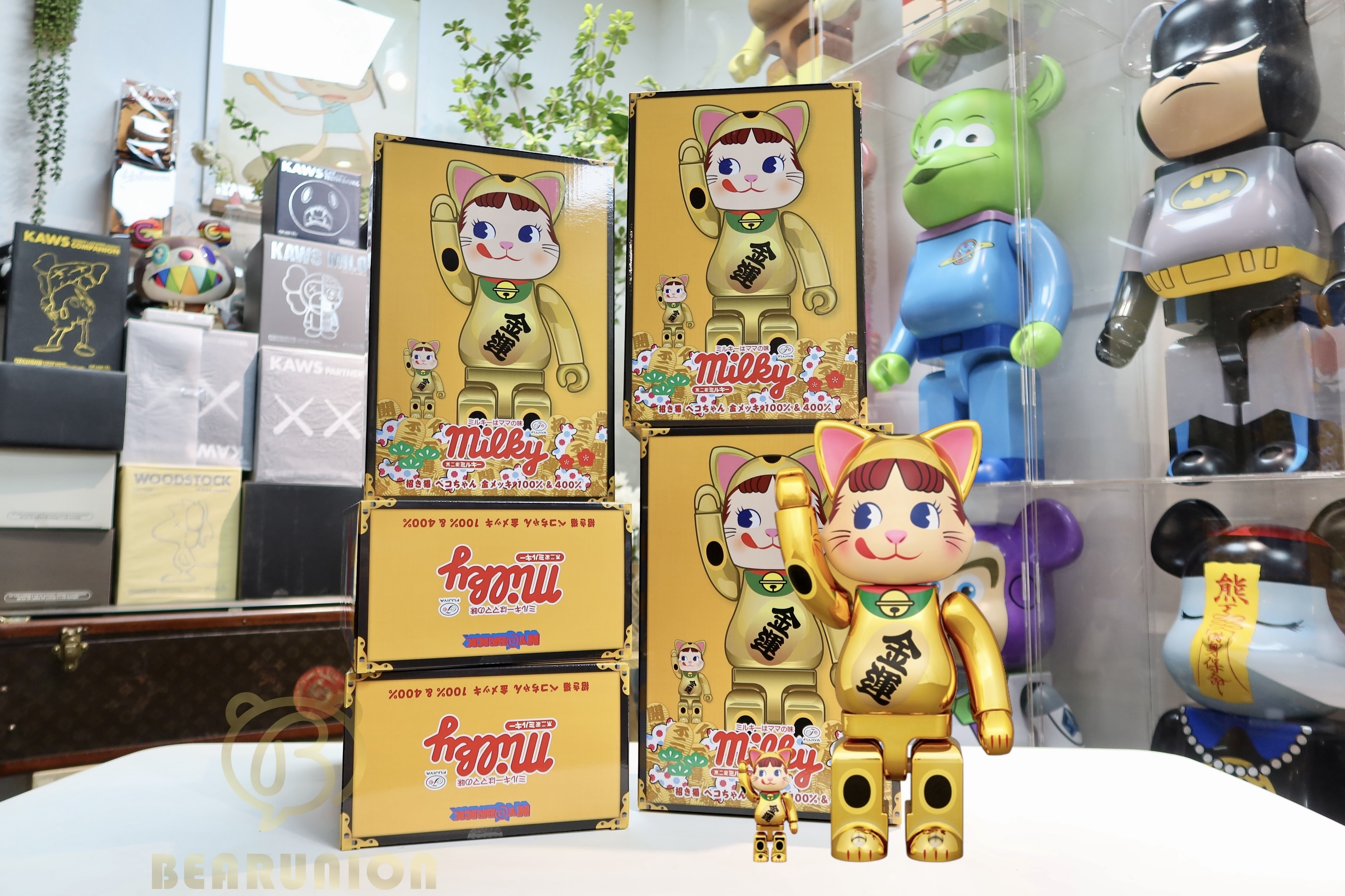Amazon.co.jp: NY@BRICK 招き猫 ペコちゃん 100% 400% : おもちゃ