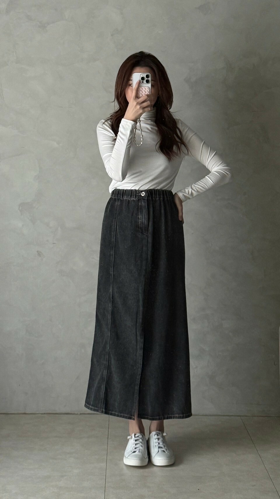 Gmade/三穿法鬆緊開衩直臀牛仔裙-碳黑