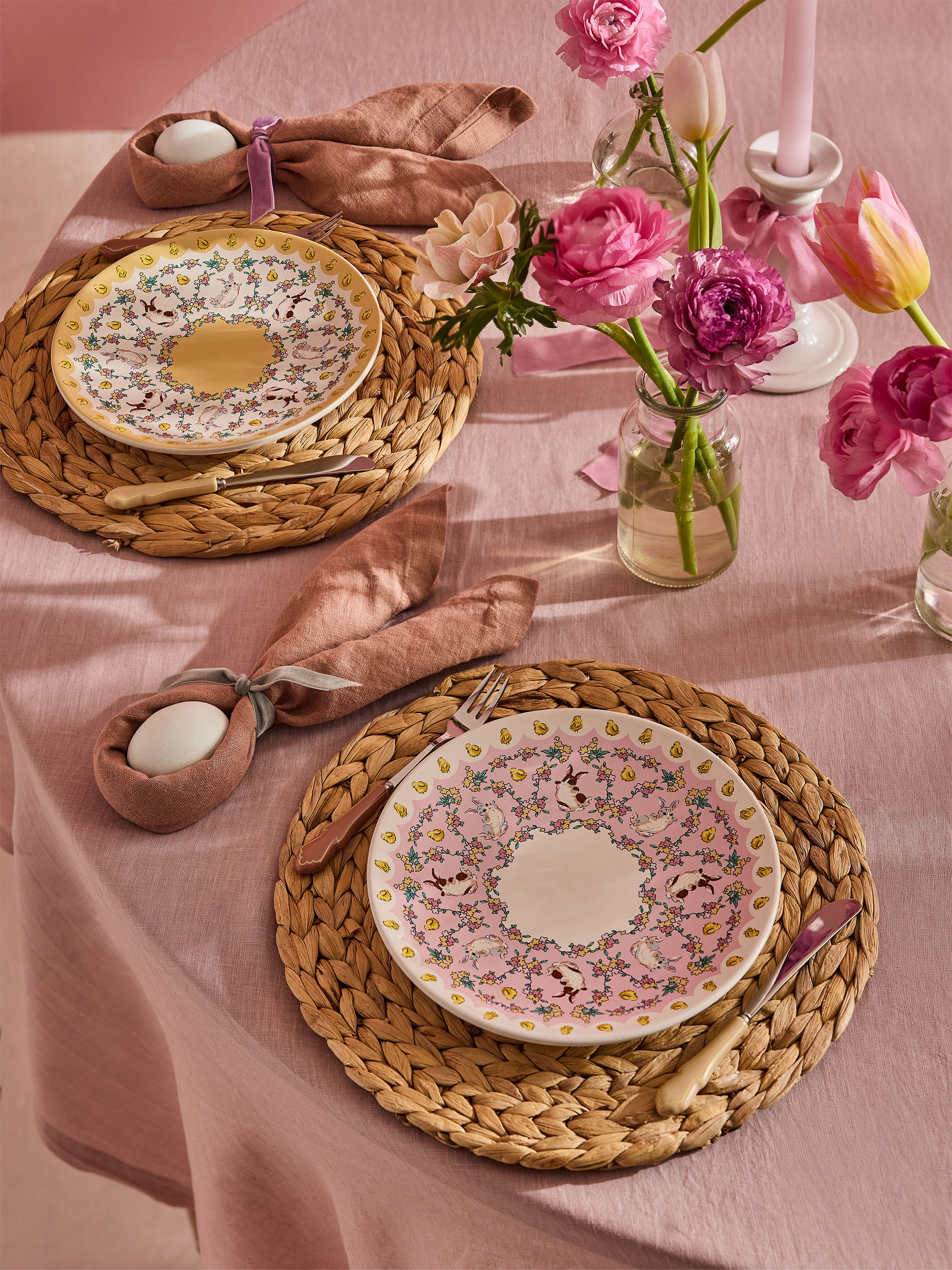 Bunnies Floral 印花陶瓷圓盤2入組