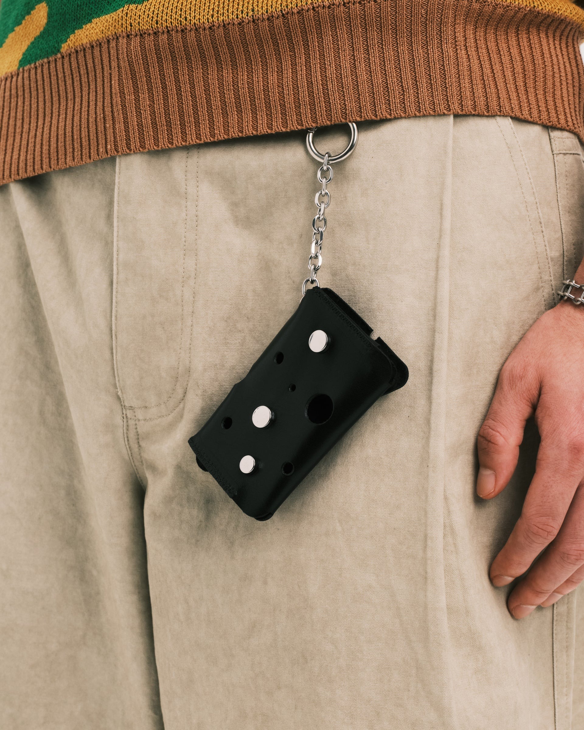 PLATEAU STUDIO / Cheese card holder 4.0 - Black