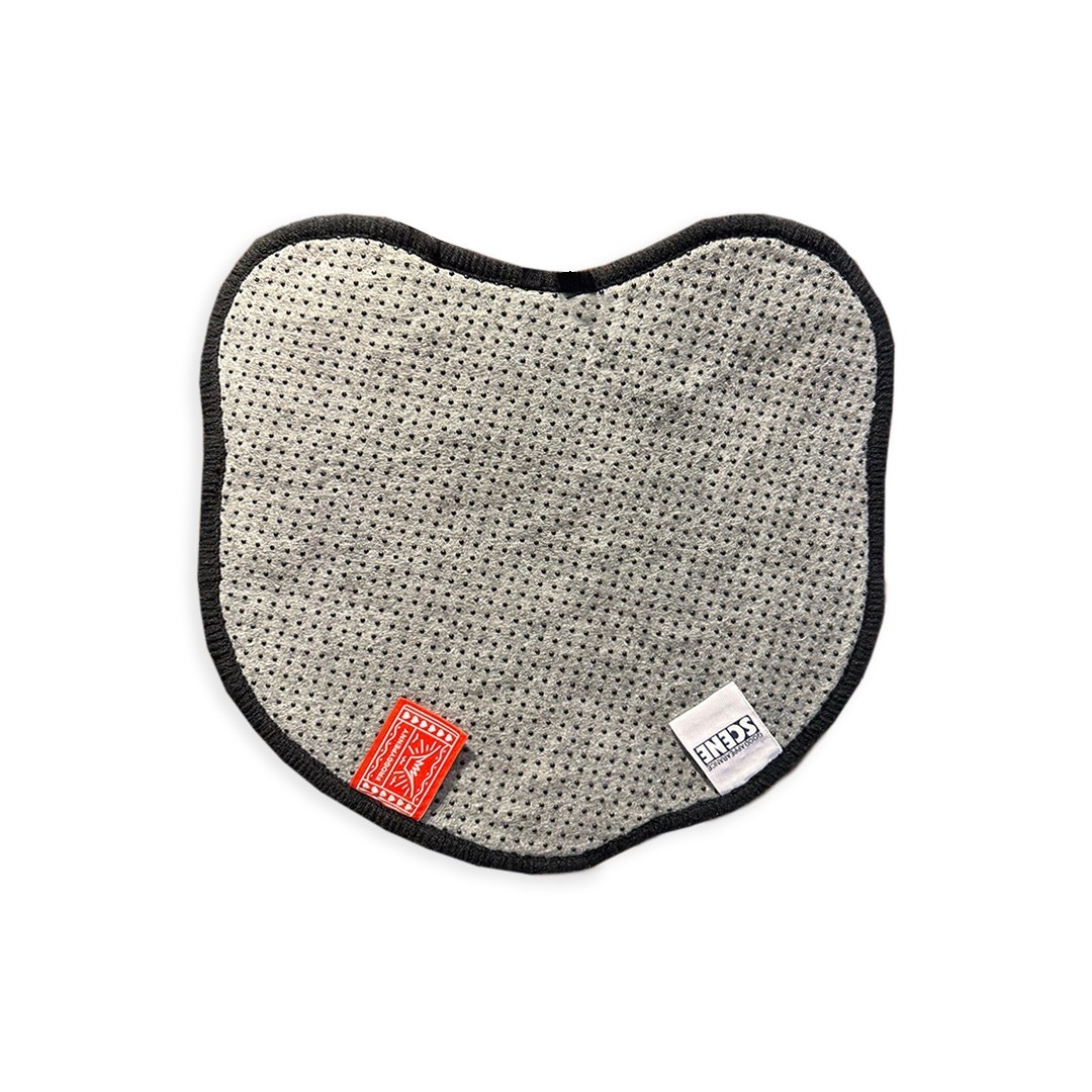 Scene X Penny cat carpet // Black