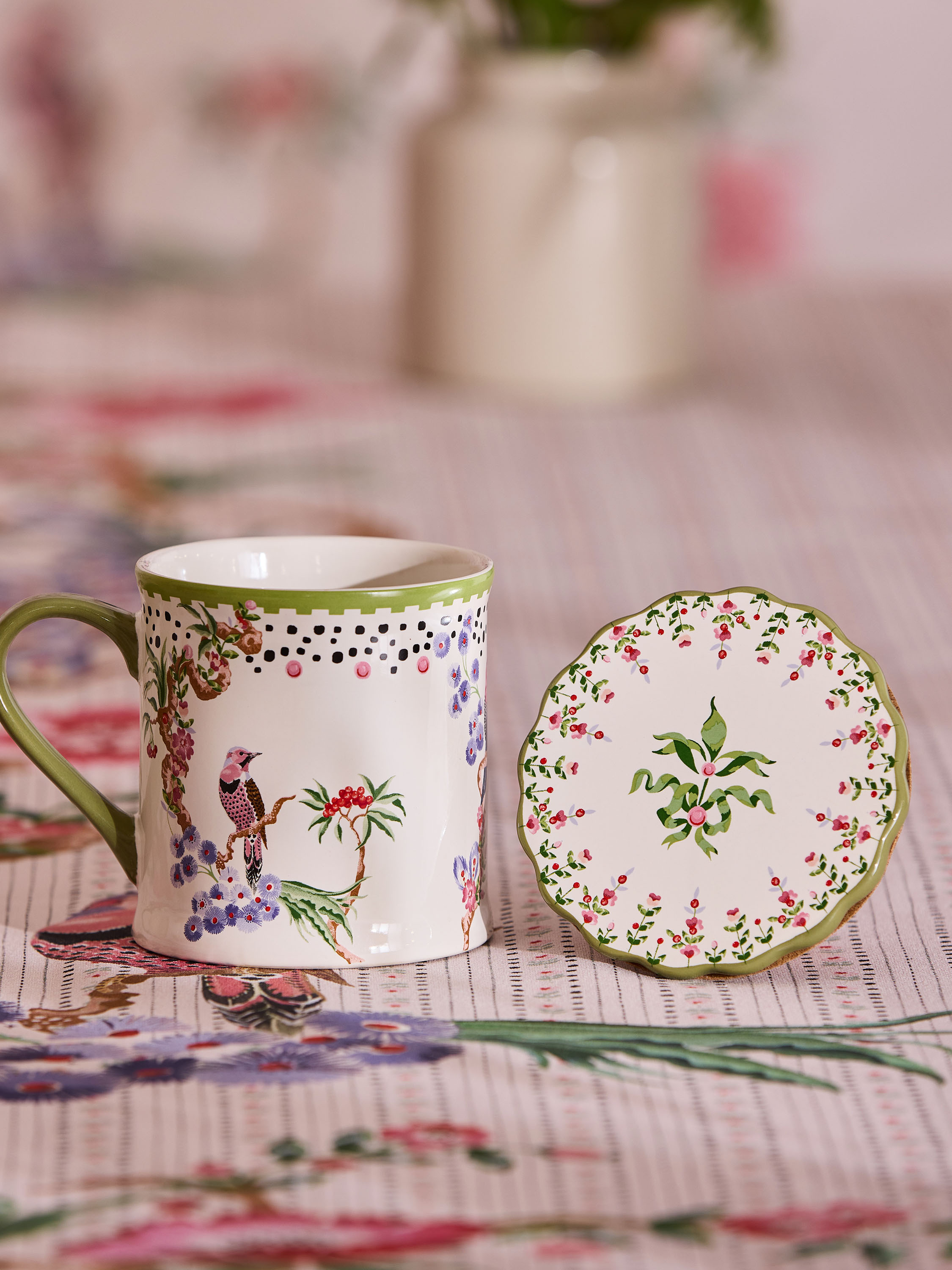 Bird and Berries 陶瓷馬克杯與杯墊組