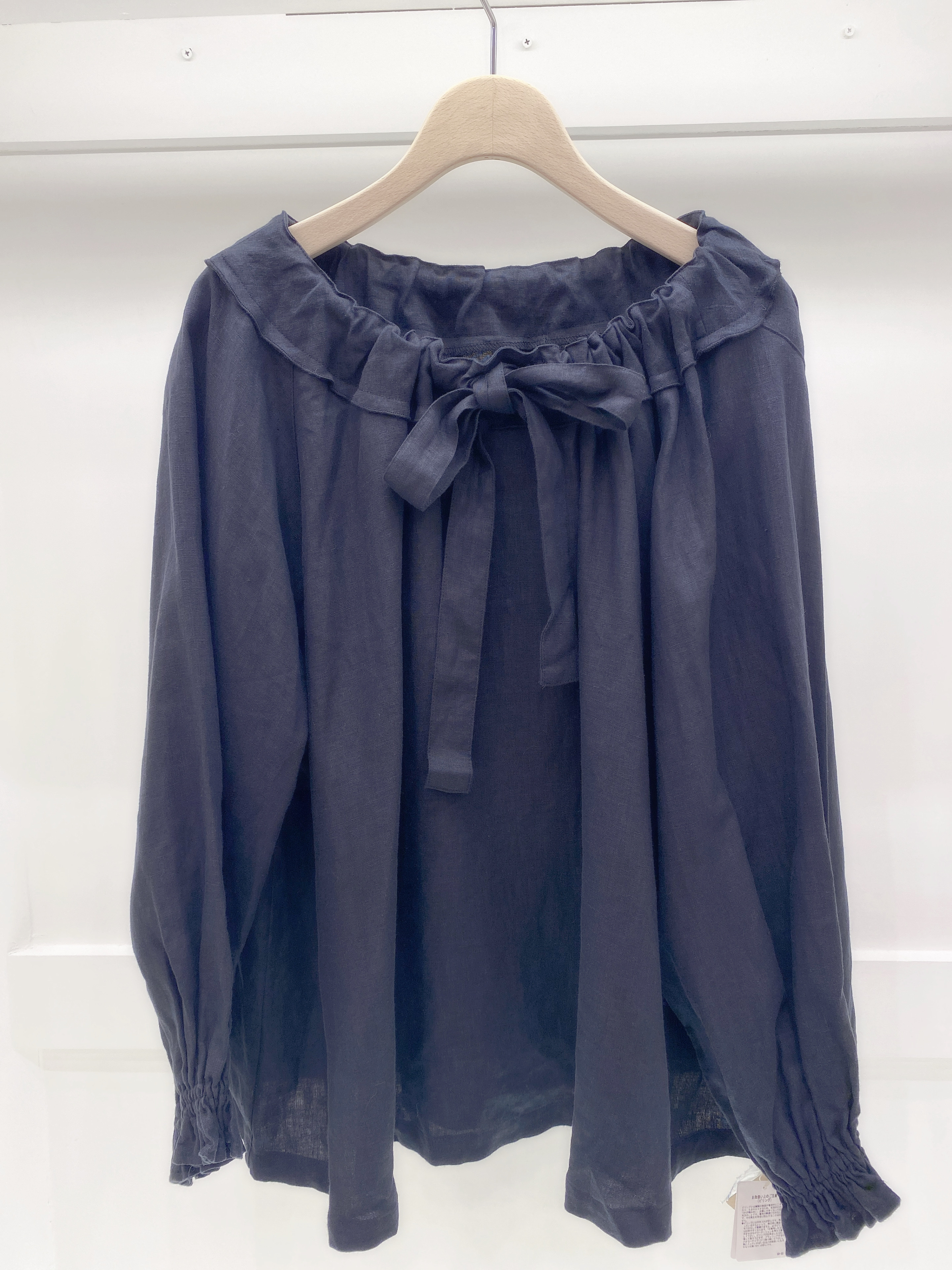 胸綁蝴蝶結麻料長袖上衣