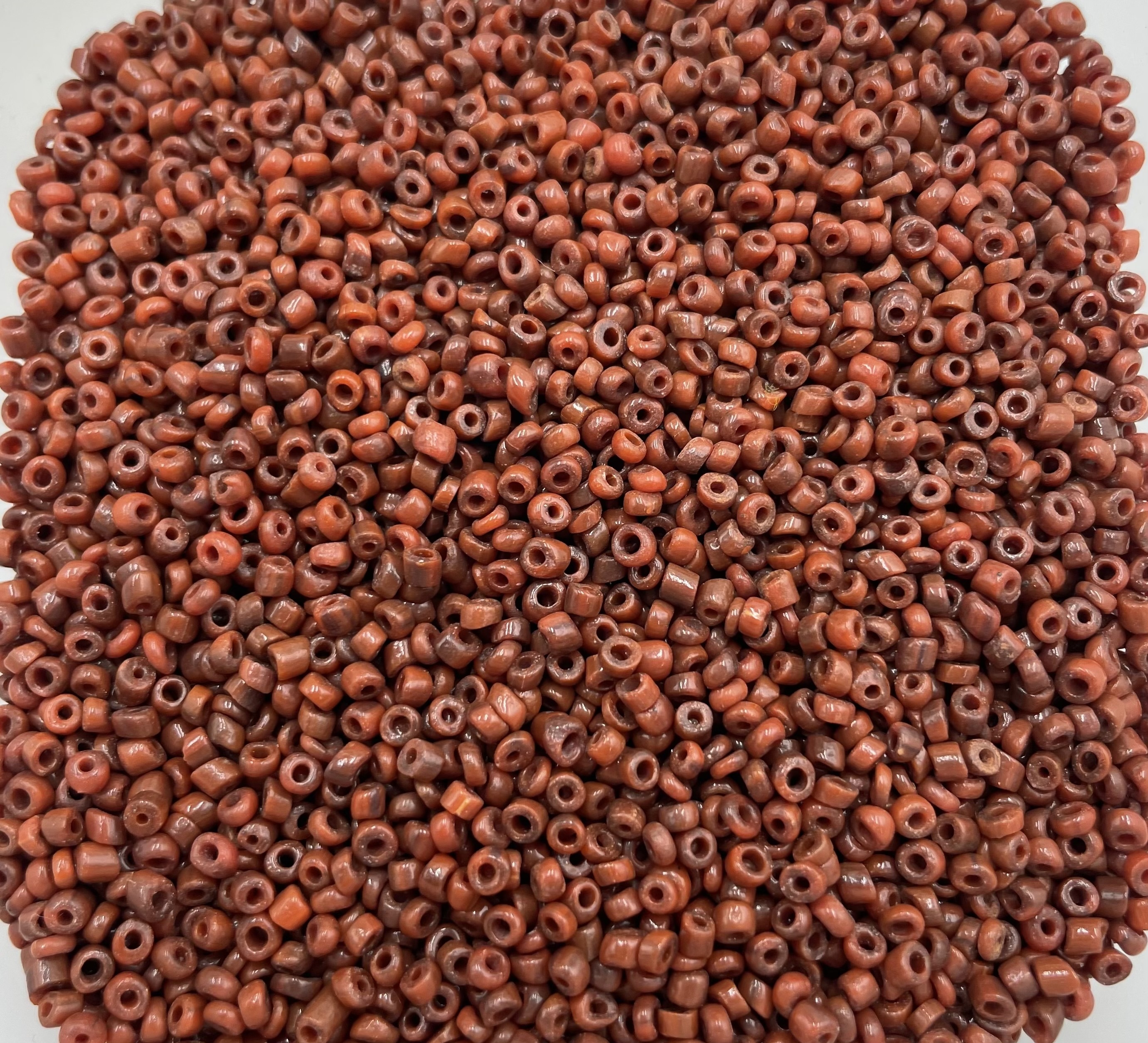 古-No.11深橘紅繡珠2mm